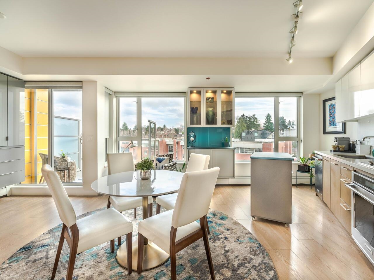 417 Great Northern Way #609, Vancouver, BC V5T 0G7
