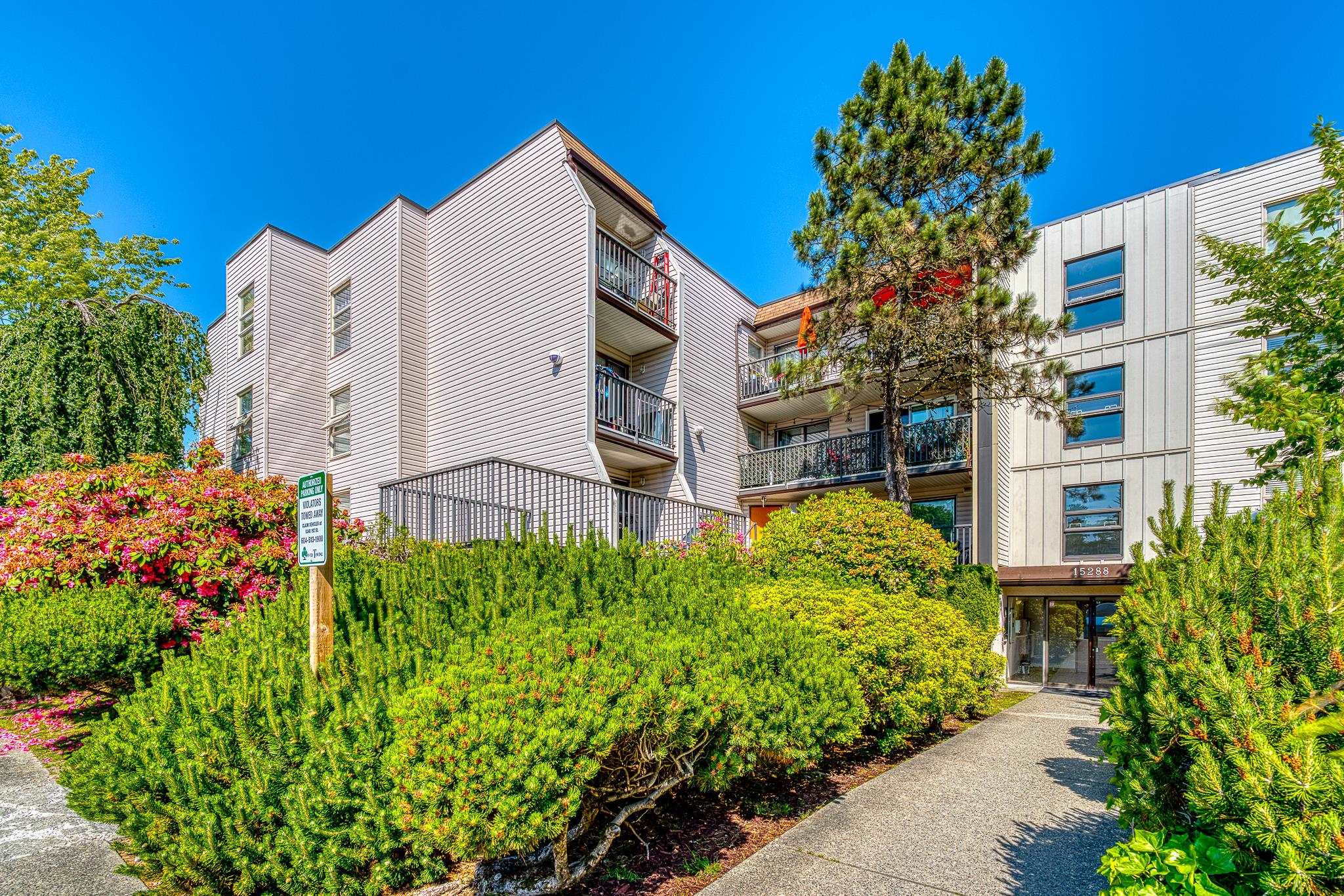 15288 100 Avenue #302, Surrey, BC V3R 7V2