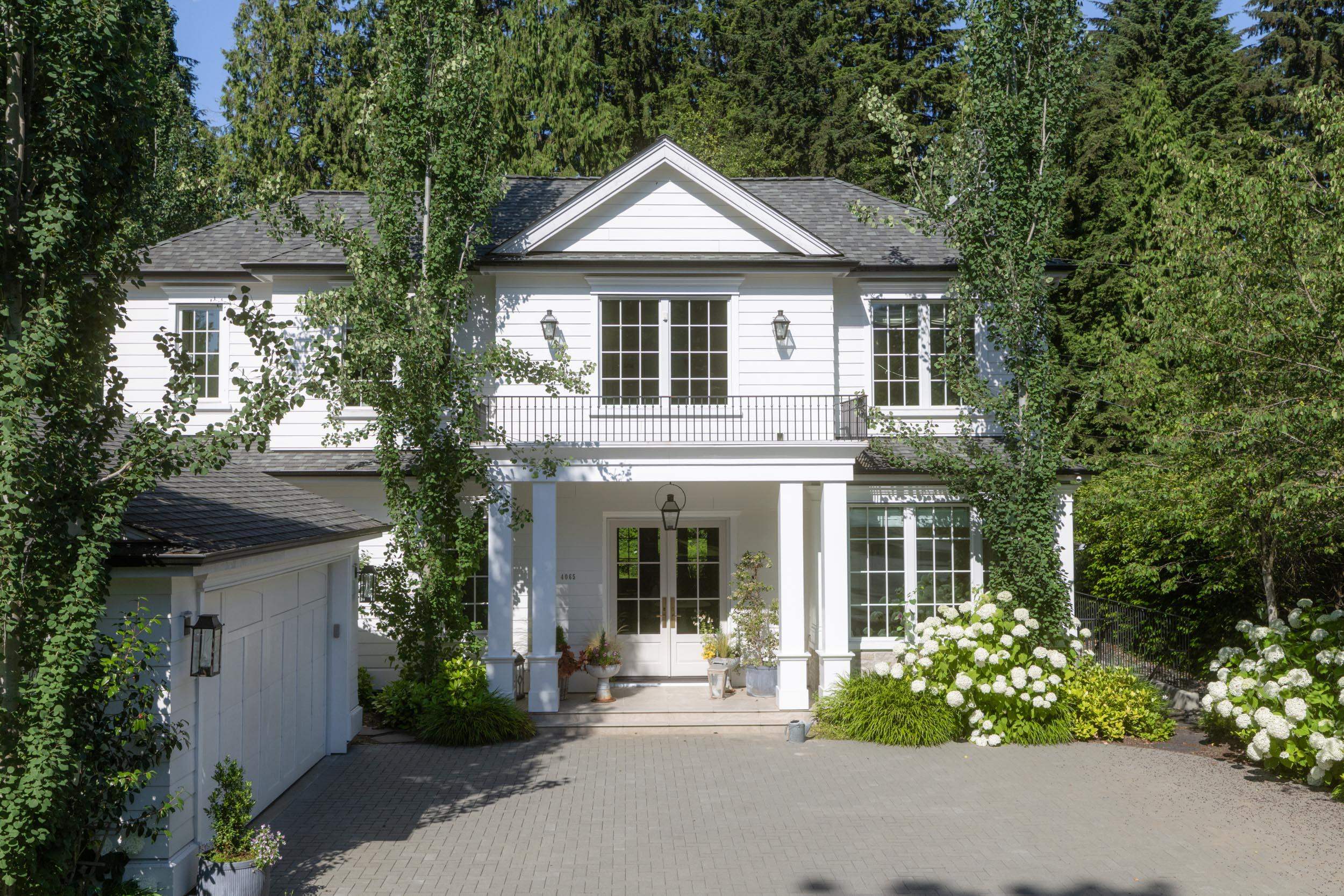 4065 Lions Avenue, North Vancouver, BC V7R 3S2