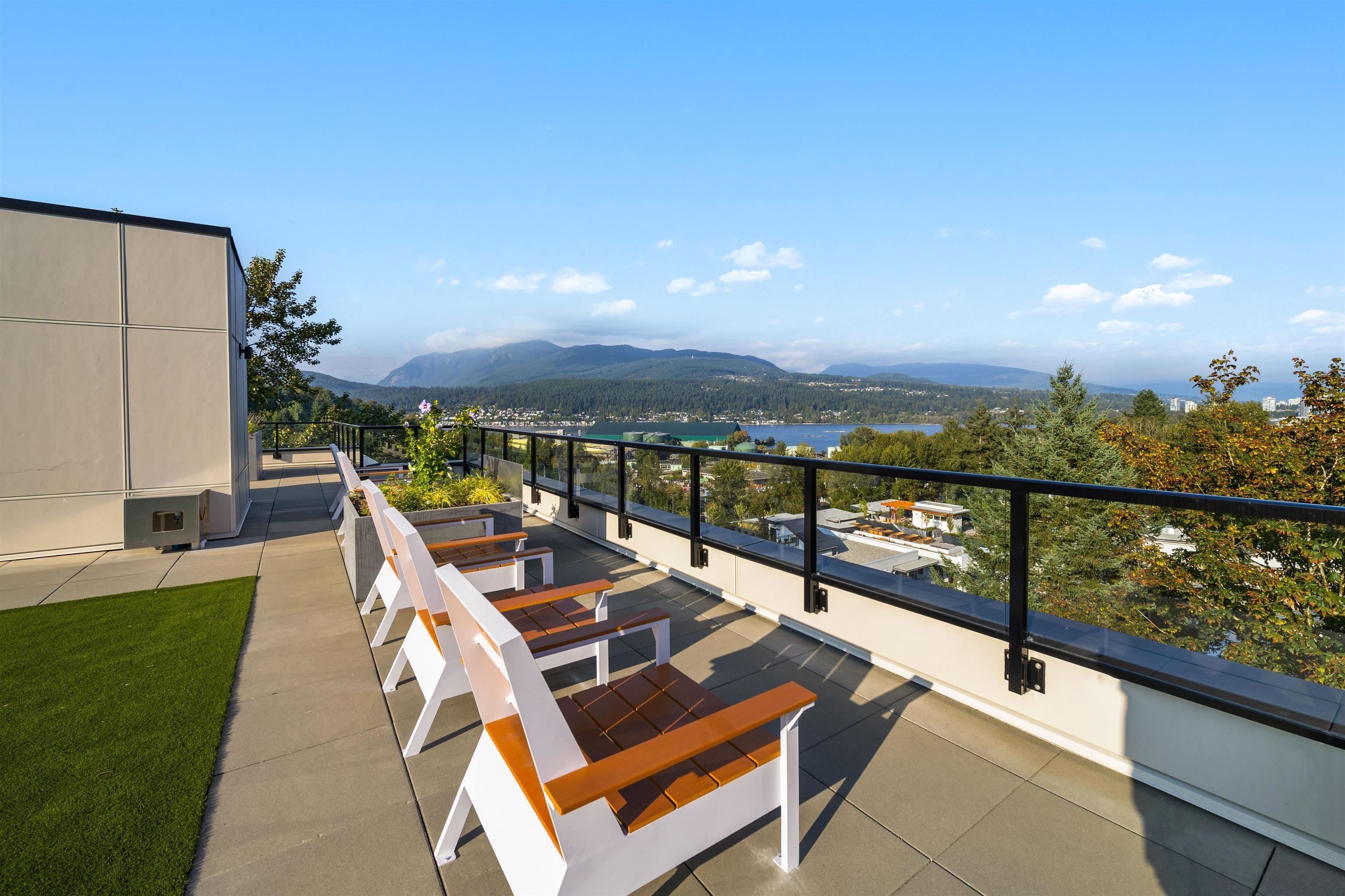 2002 Saint George Street #103, Port Moody, BC V3H 2E6