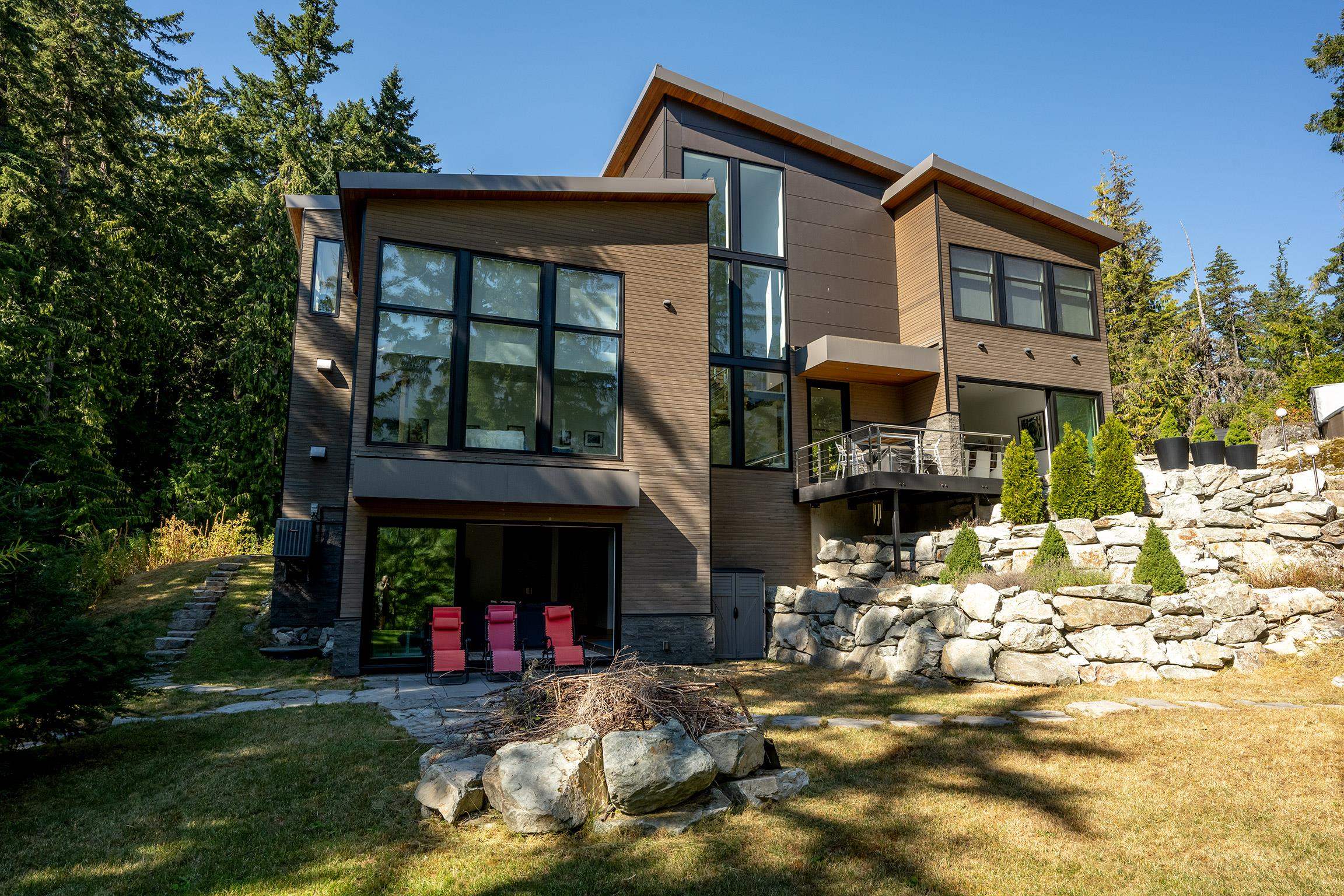 5221 Jordan Lane, Whistler, BC V8E 1J5