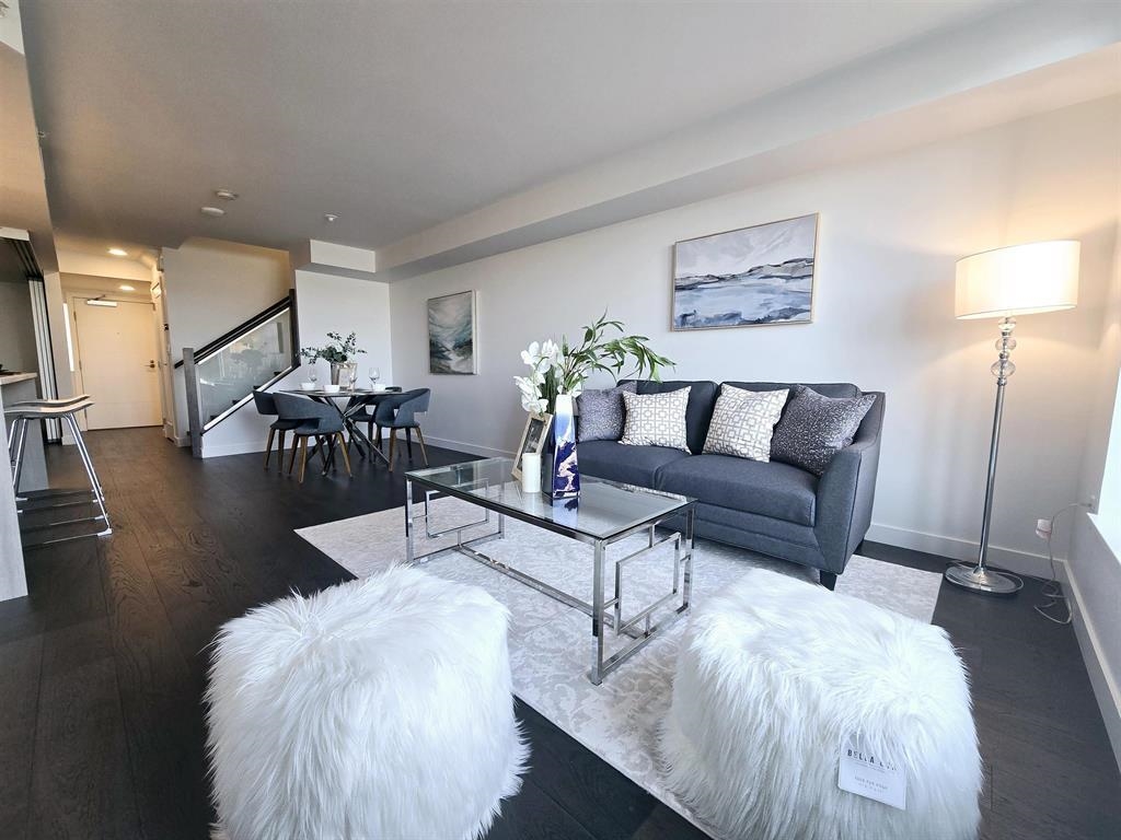 3200 Corvette Way Th11 Way, Richmond, BC V6X 0T8