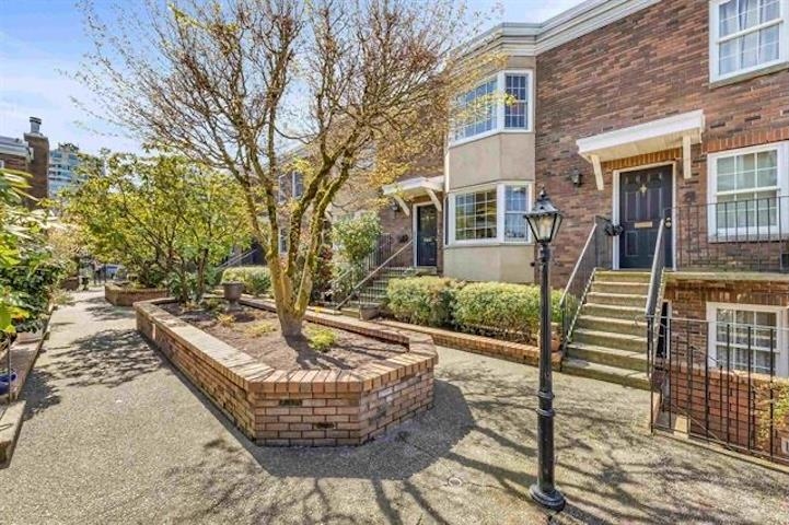 1363 West 7th Avenue, Vancouver, BC V6H 1B8