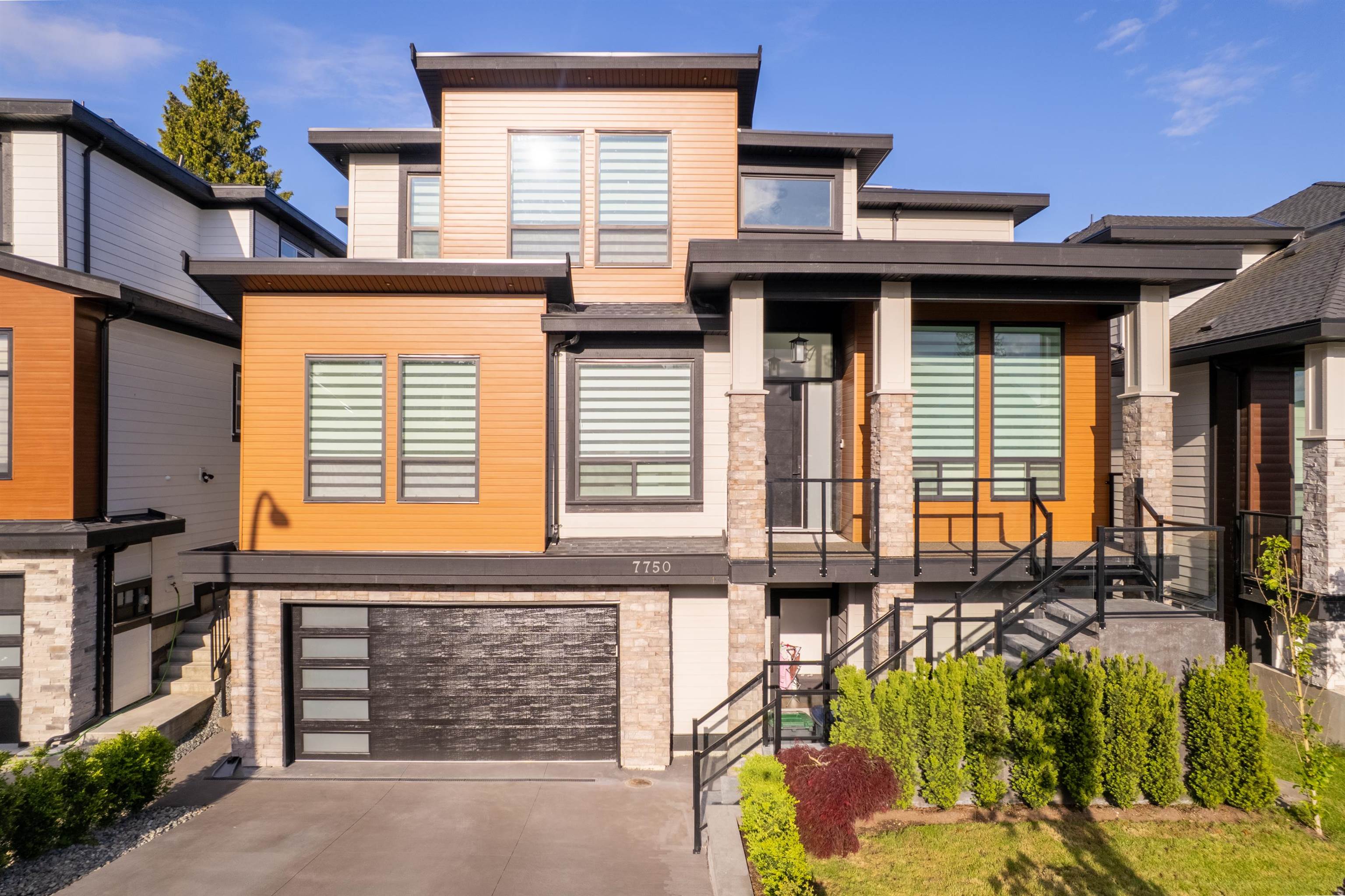 154a Street, Surrey, BC V3S 1C2