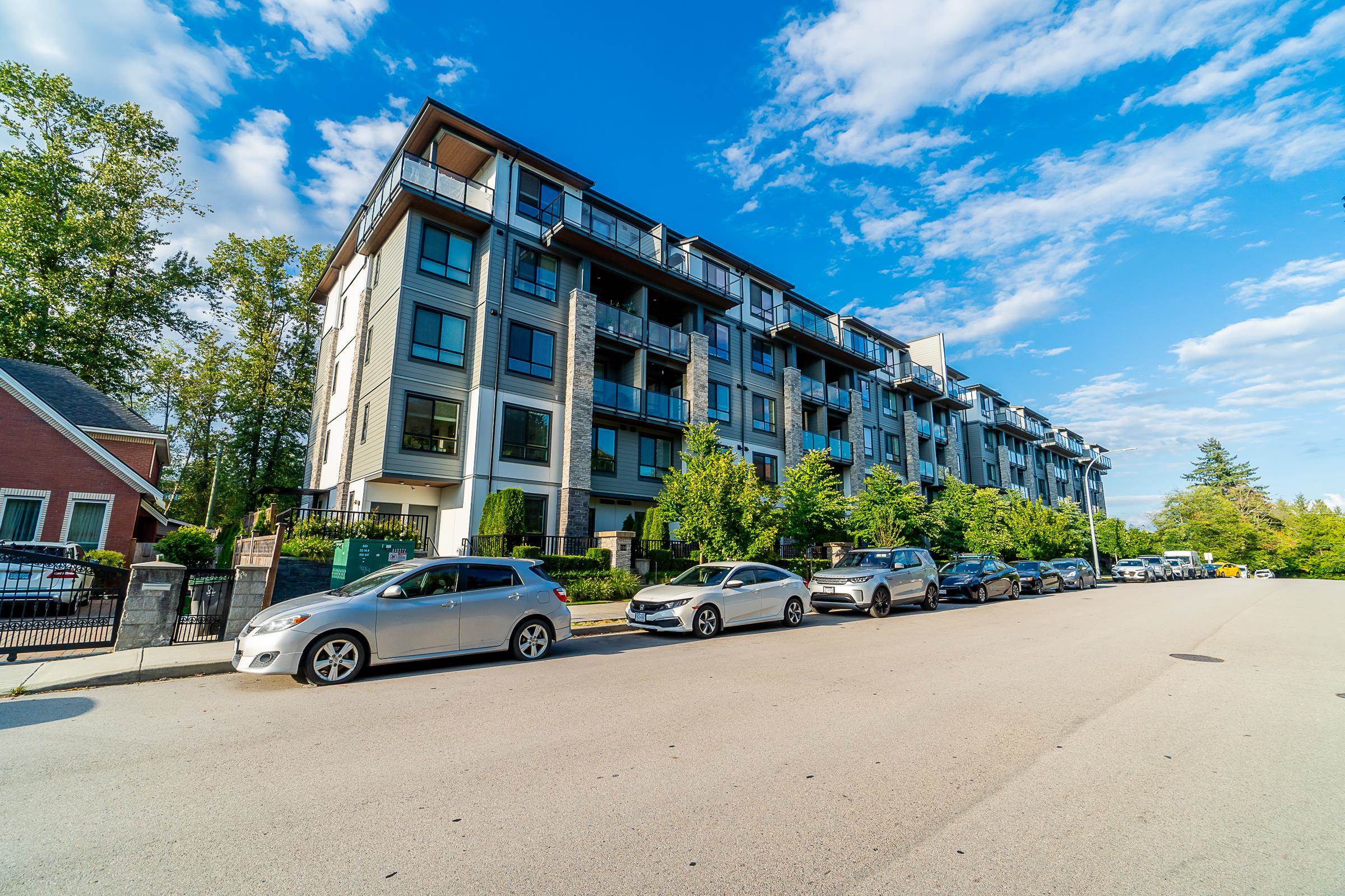 15351 101 Avenue #317, Surrey, BC V3R 0G2