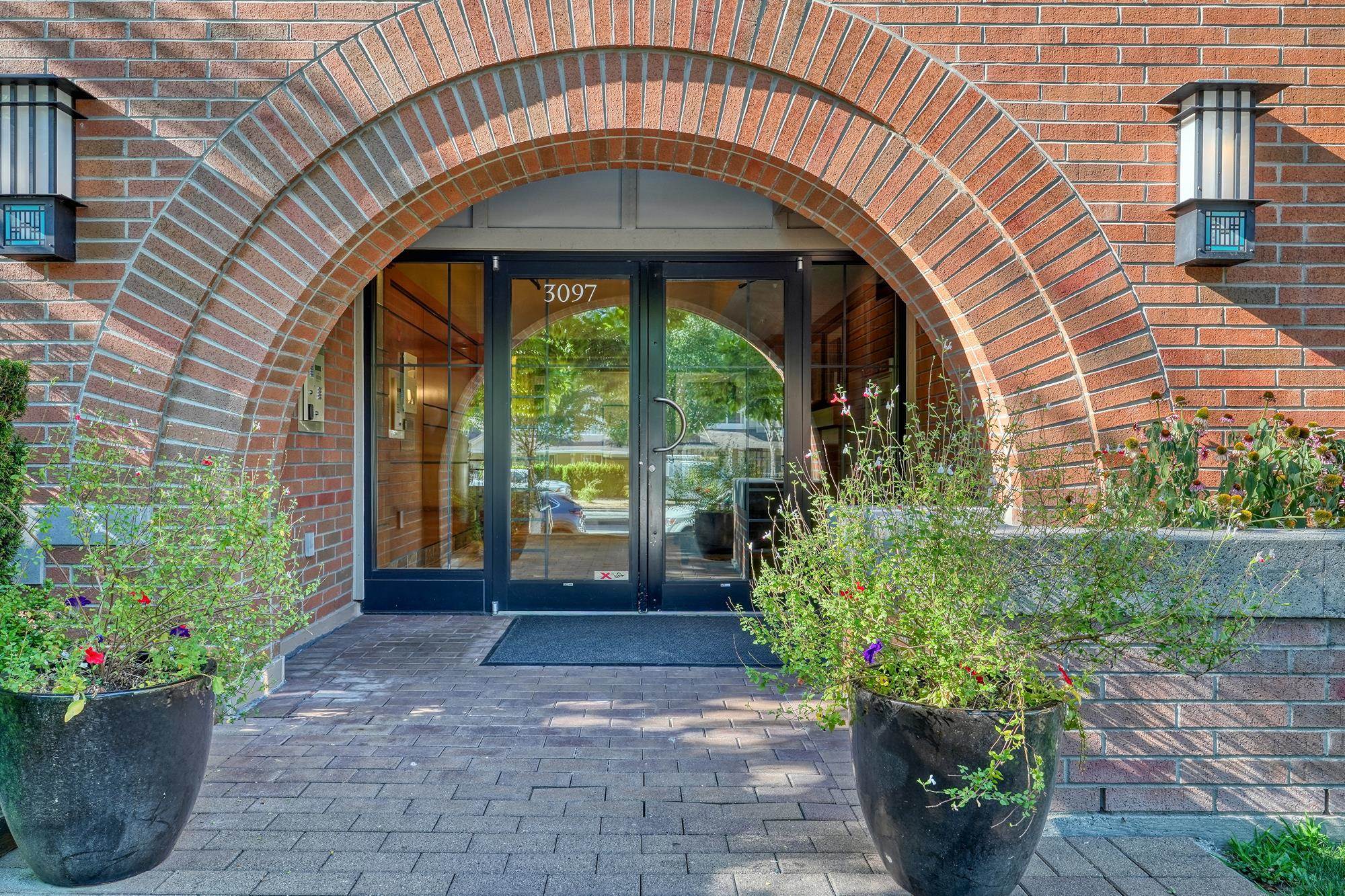 3097 Lincoln Avenue #204, Coquitlam, BC V3B 0E3