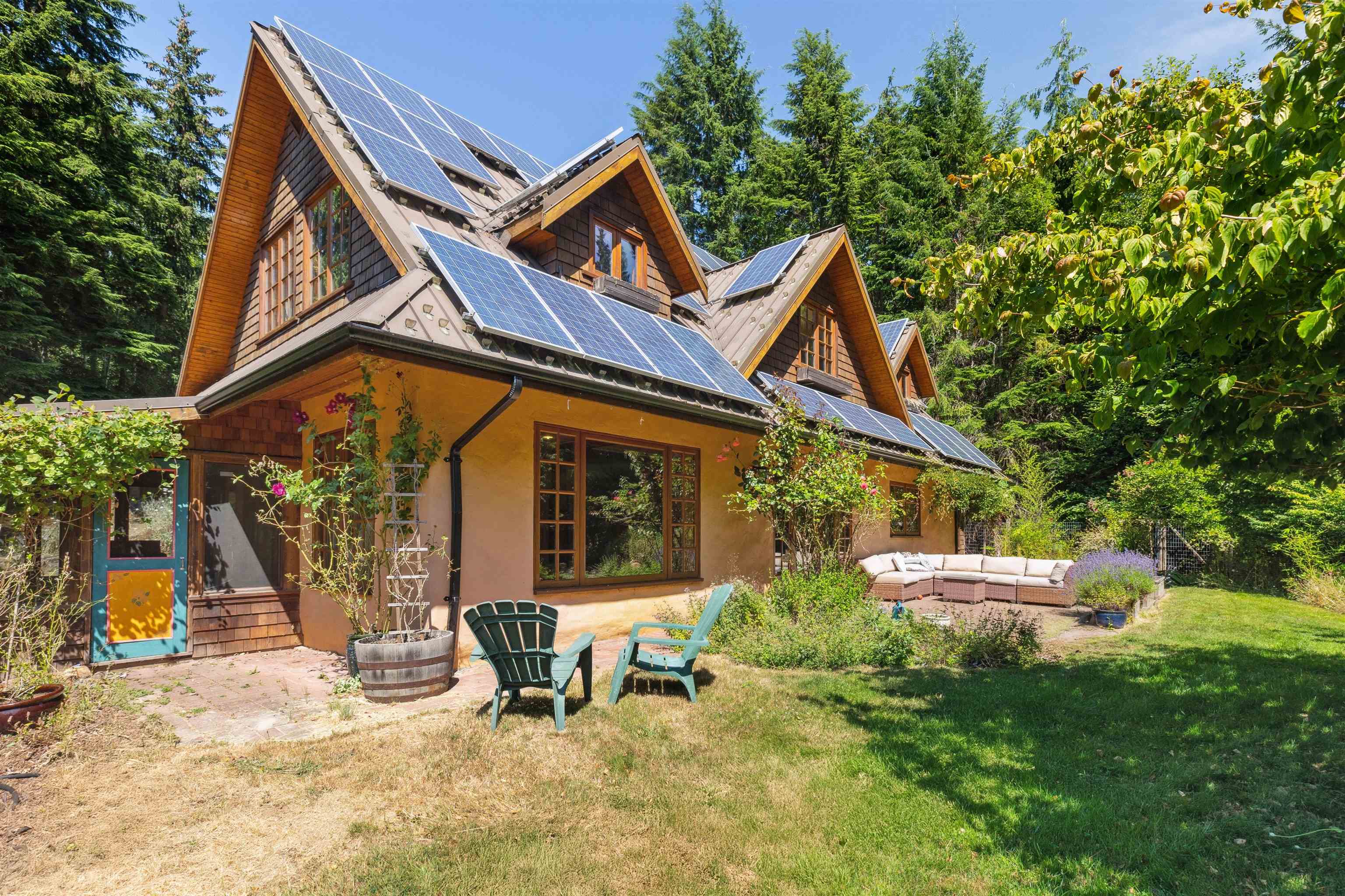 320 Forest Ridge Road, Bowen Island, BC V0N 1G2
