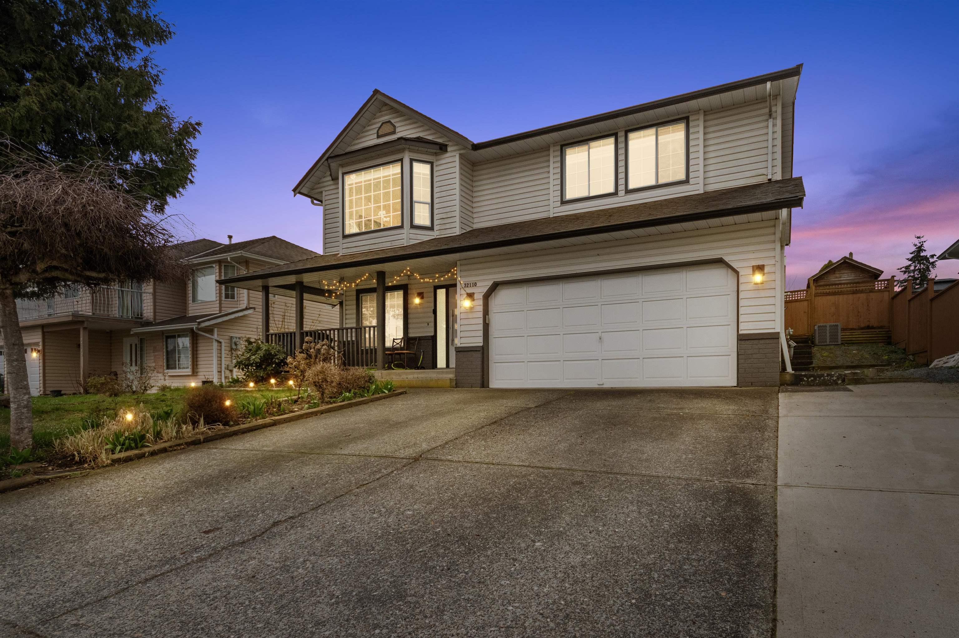 32110 Rogers Avenue, Abbotsford, BC V2T 5B7