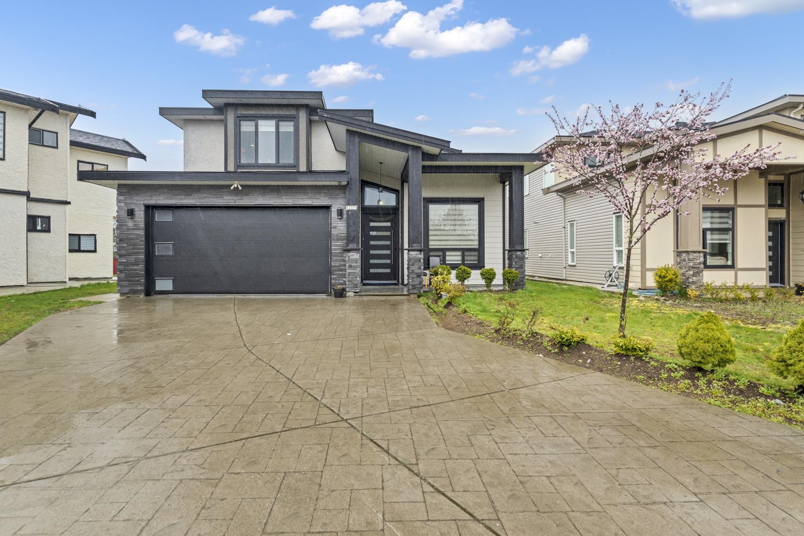 80a Avenue, Surrey, BC V3W 3X8