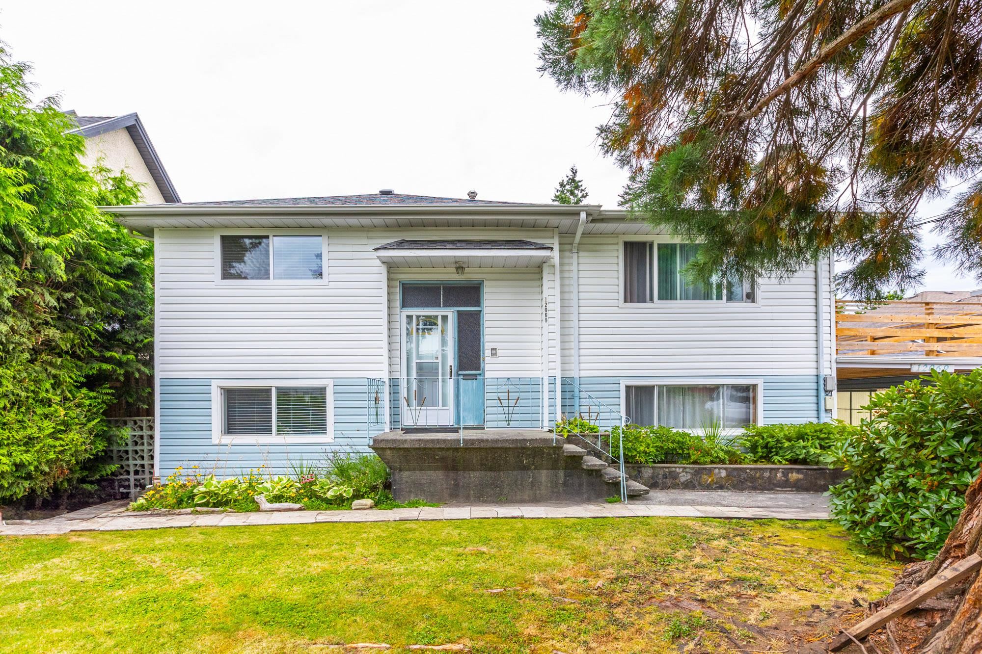 97 Avenue, Surrey, BC V3V 2C7