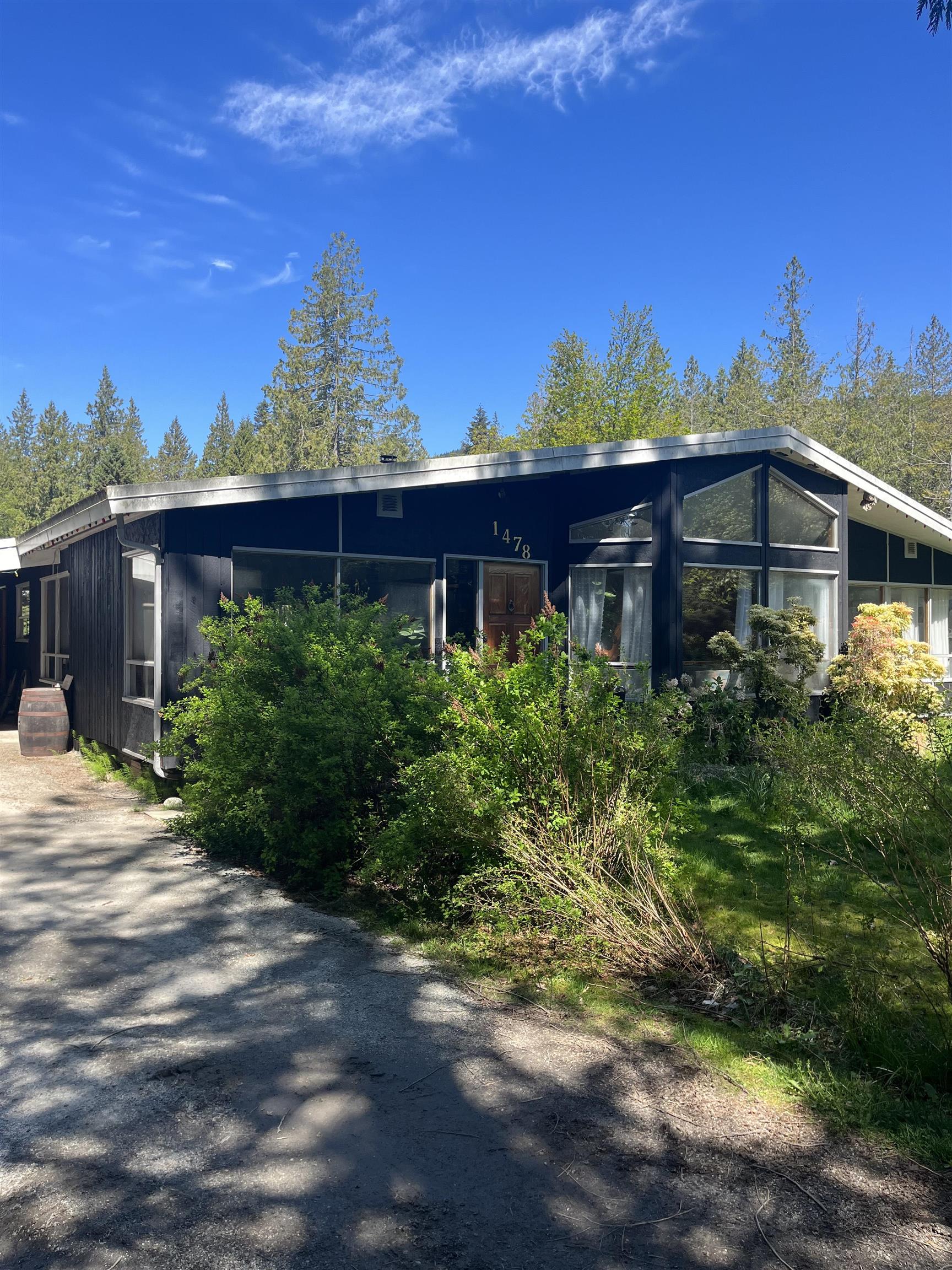 1481 Reed Road, Gibsons, BC V0N 1V2