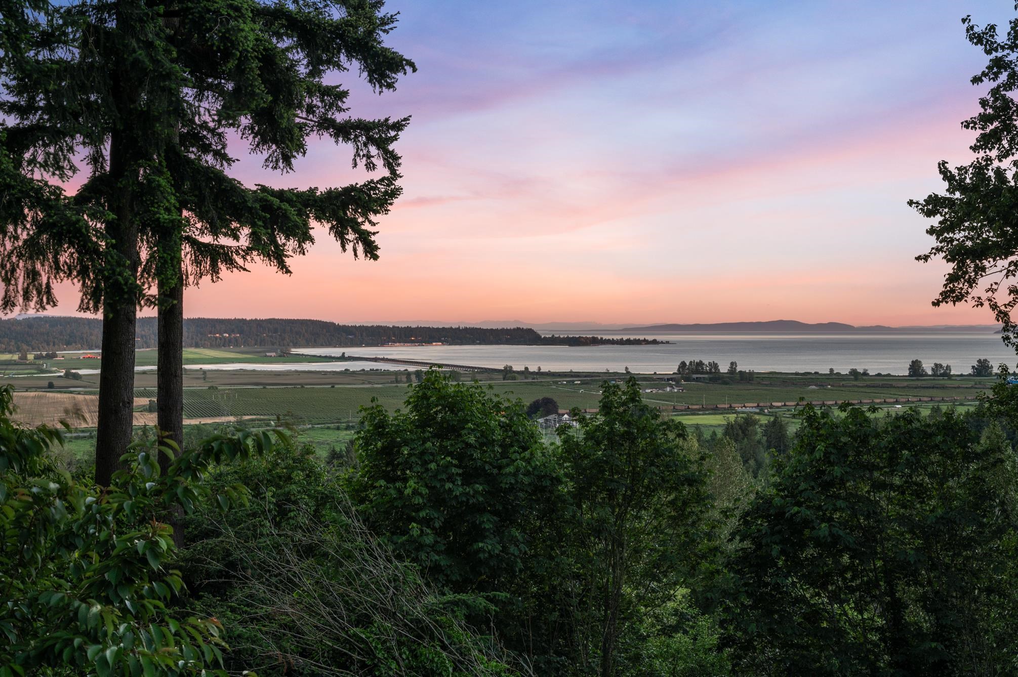 56 Avenue, Surrey, BC V3X 2Z6