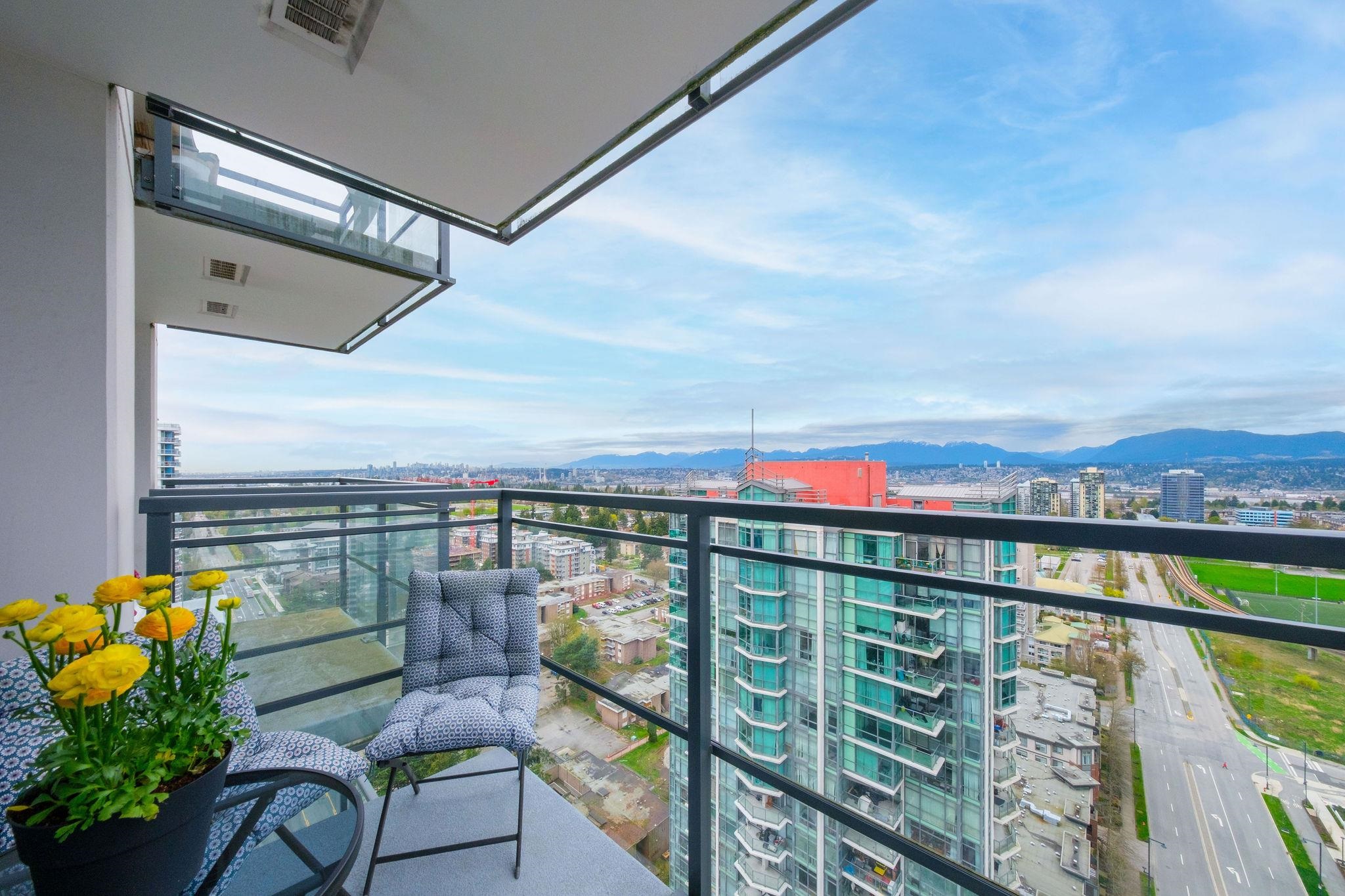 13398 104 Avenue #3007, Surrey, BC V3T 1V6