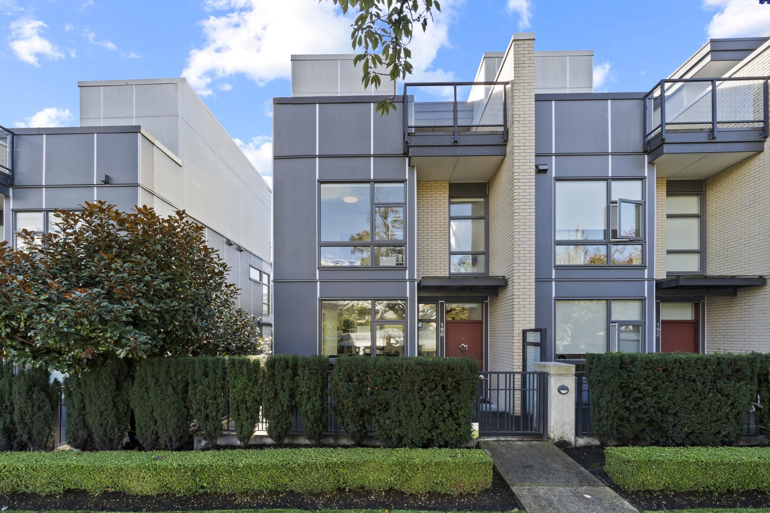 190 West 63rd Avenue, Vancouver, BC V5X 0G6