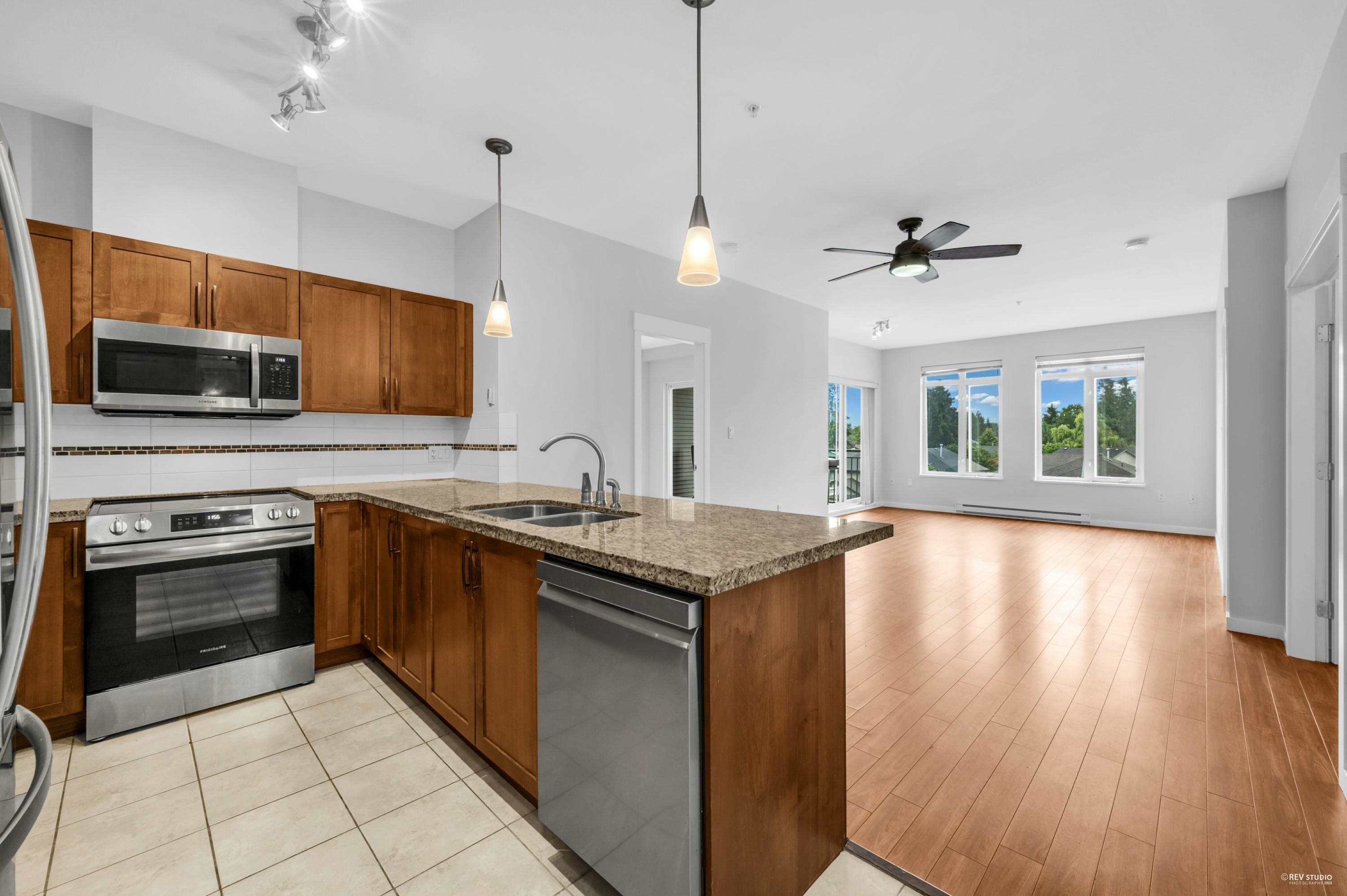 12350 Harris Road #315, Pitt Meadows, BC V3Y 0C5