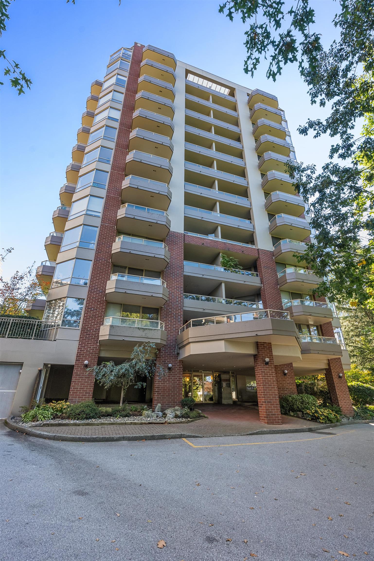 728 Farrow Street #501, Coquitlam, BC V3J 3S6