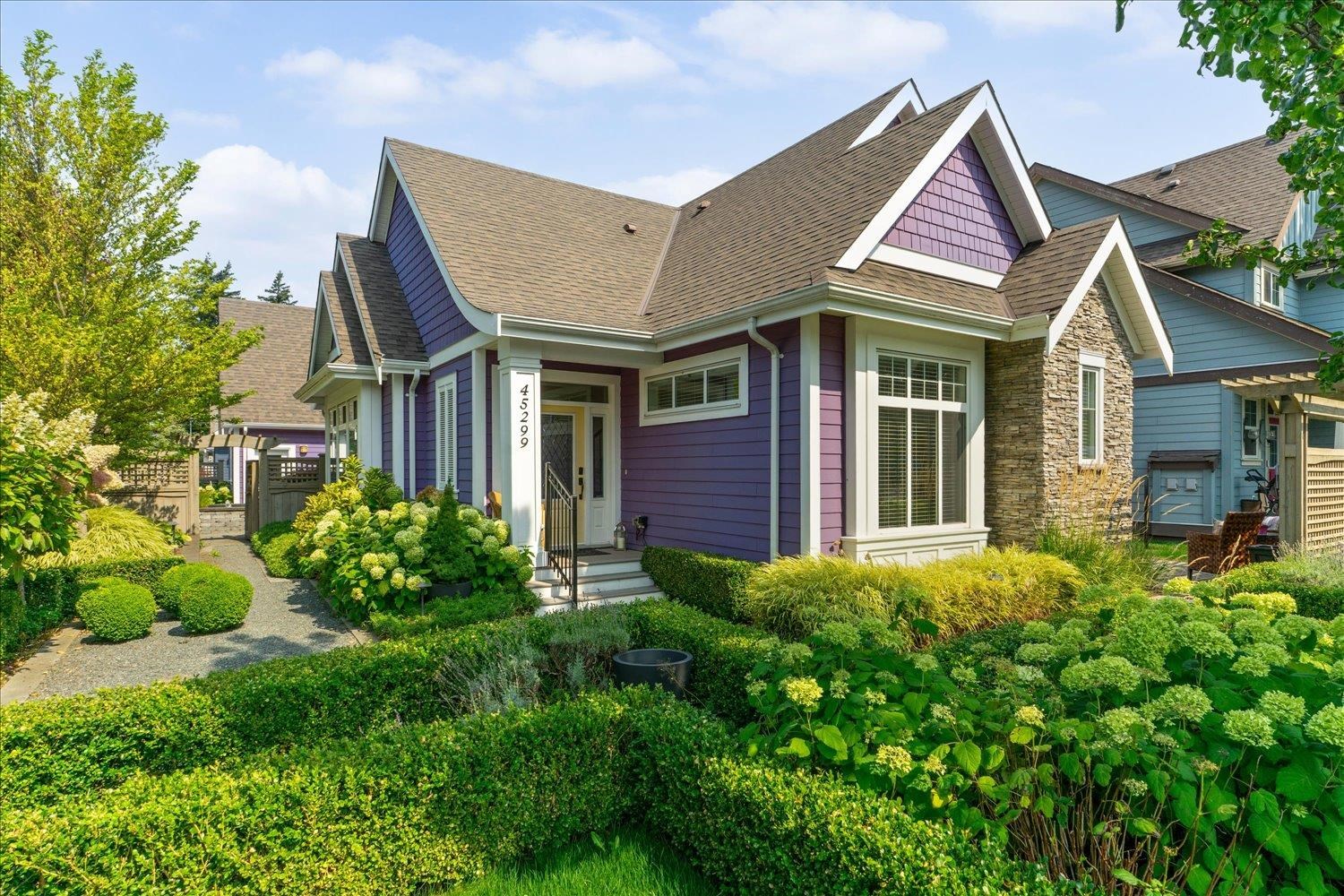 45299 Chehalis Drive, Chilliwack, BC V2R 0S3
