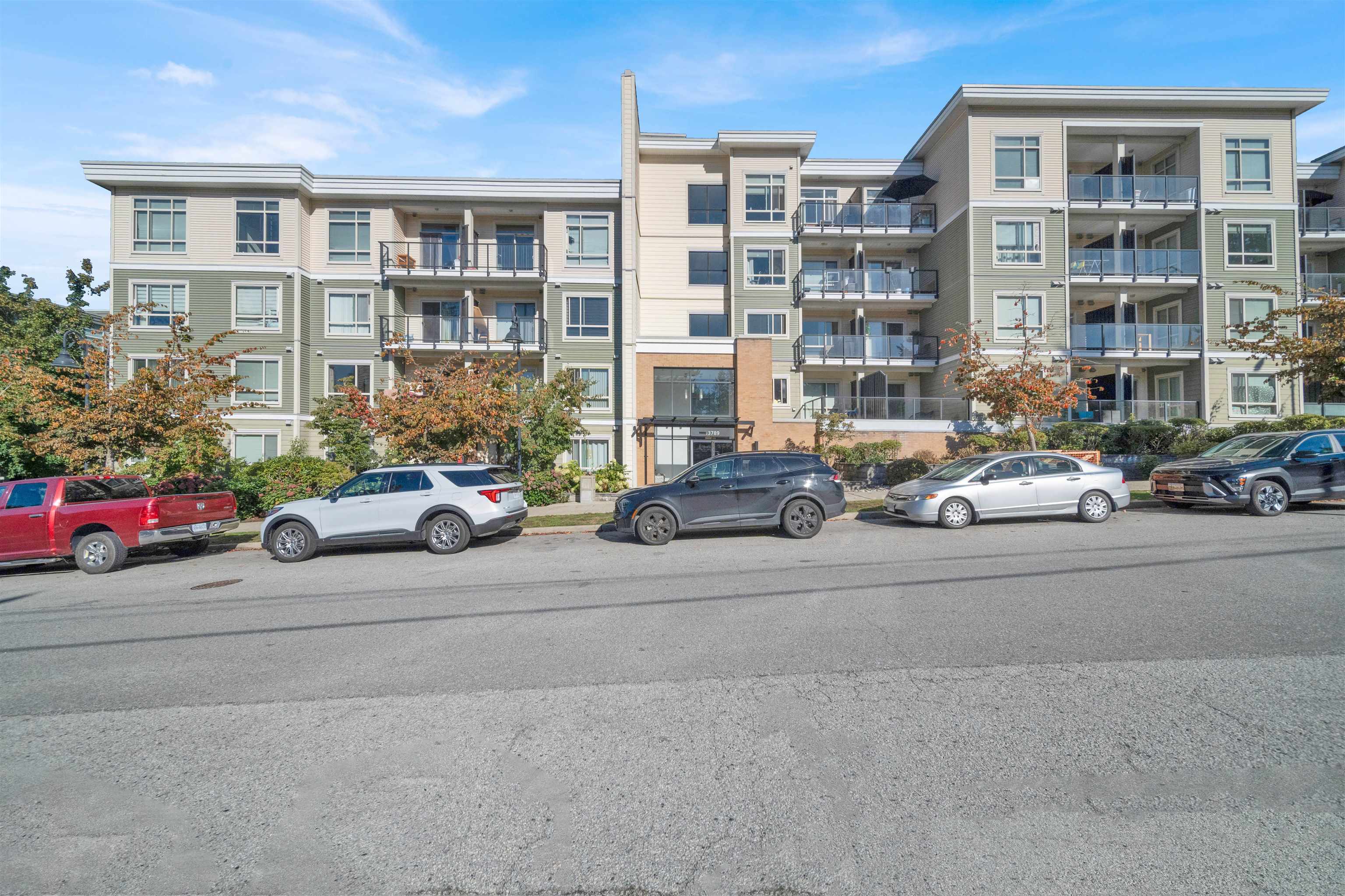 13789 107a Avenue #309, Surrey, BC V3T 0B8