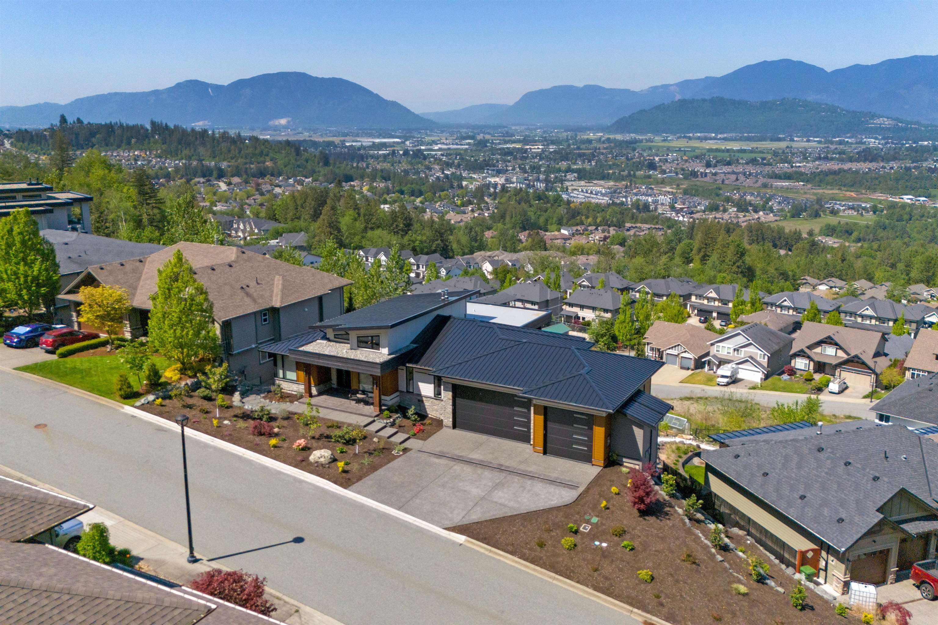 5487 Maclachlan Place, Chilliwack, BC V2R 0P3