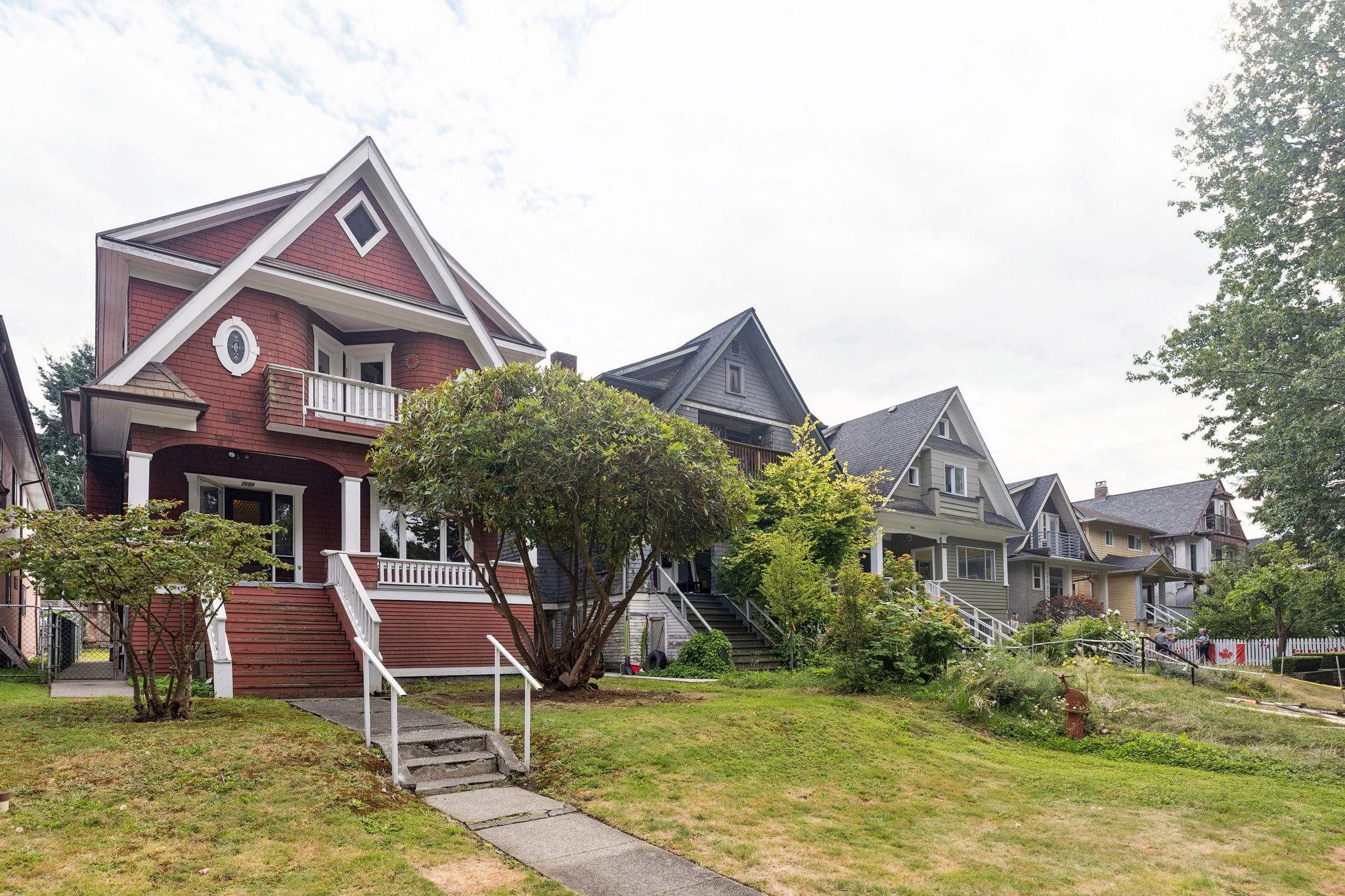 2680 Cambridge Street, Vancouver, BC V5K 1L5