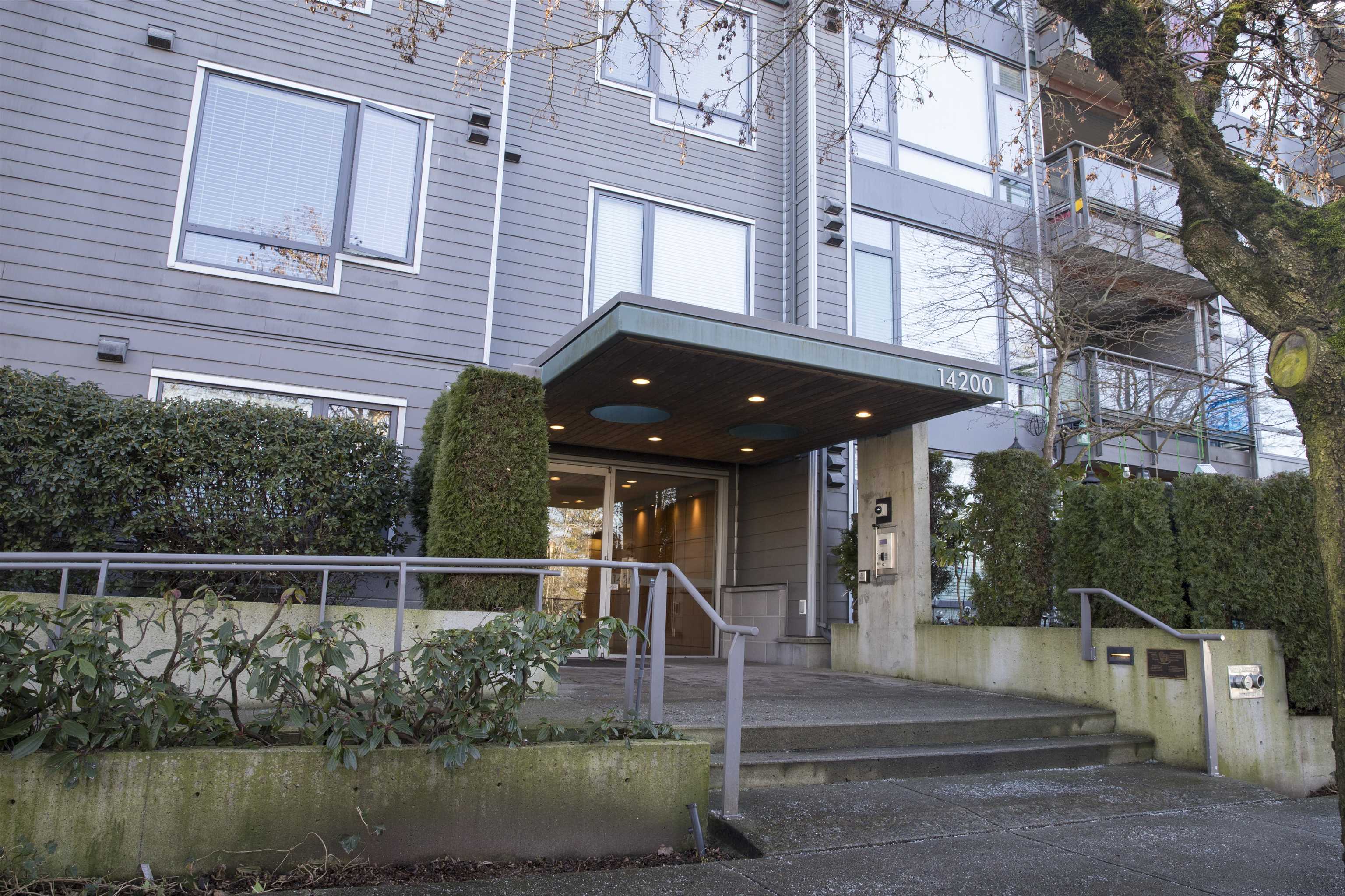 14200 Riverport Way #409, Richmond, BC V6W 1M4