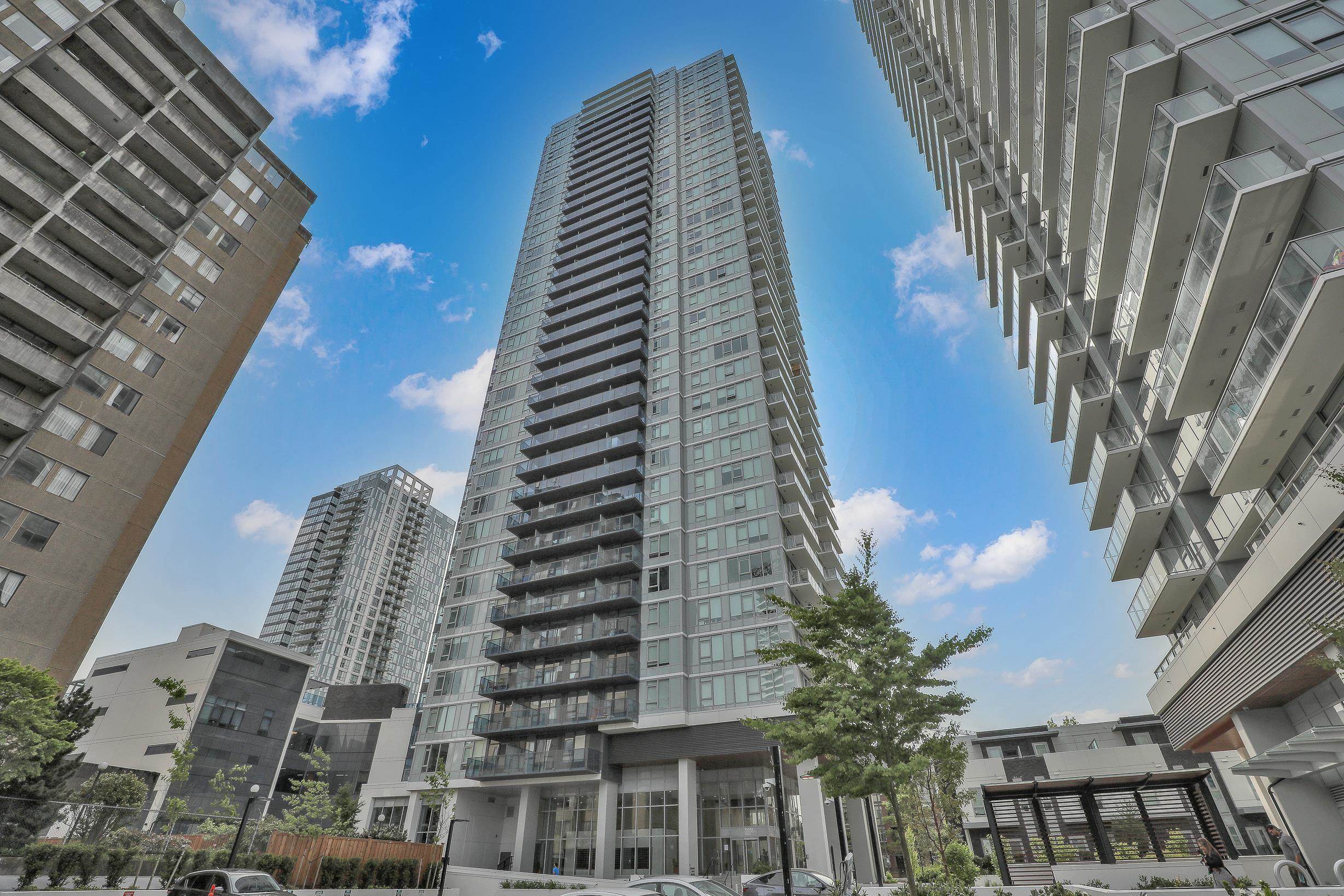 10448 University Dr #1602, Surrey, BC V3T 0S7