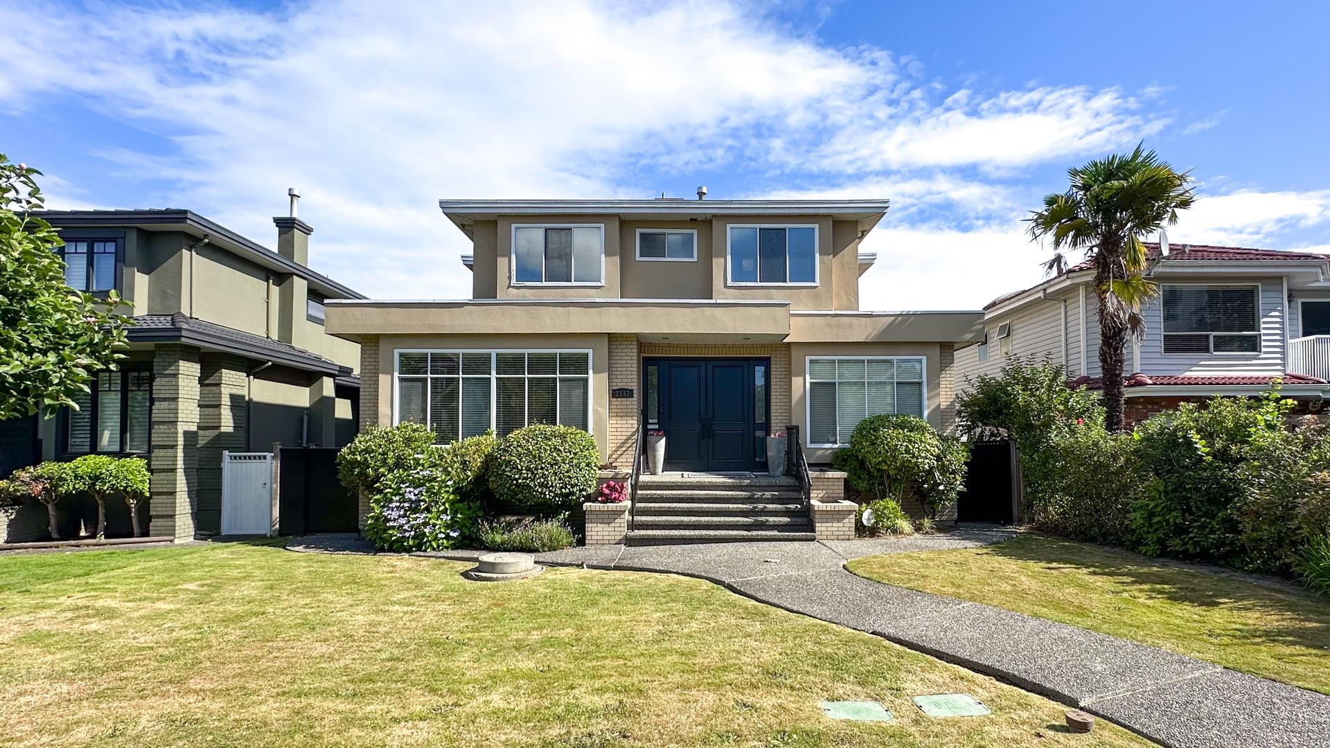 2137 West 20th Avenue, Vancouver, BC V6L 1E9