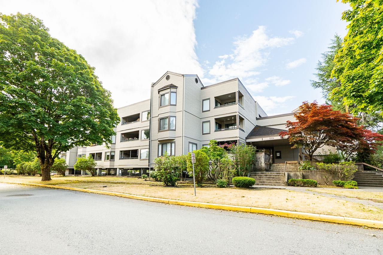 5224 204 Street #106, Langley, BC V3A 1Z1