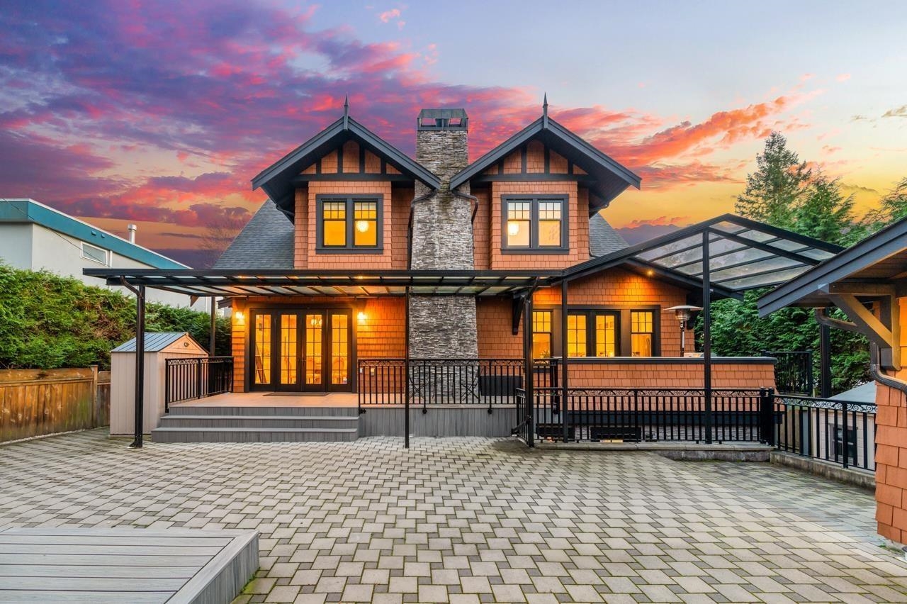2937 West 45th Avenue, Vancouver, BC V6N 3L6