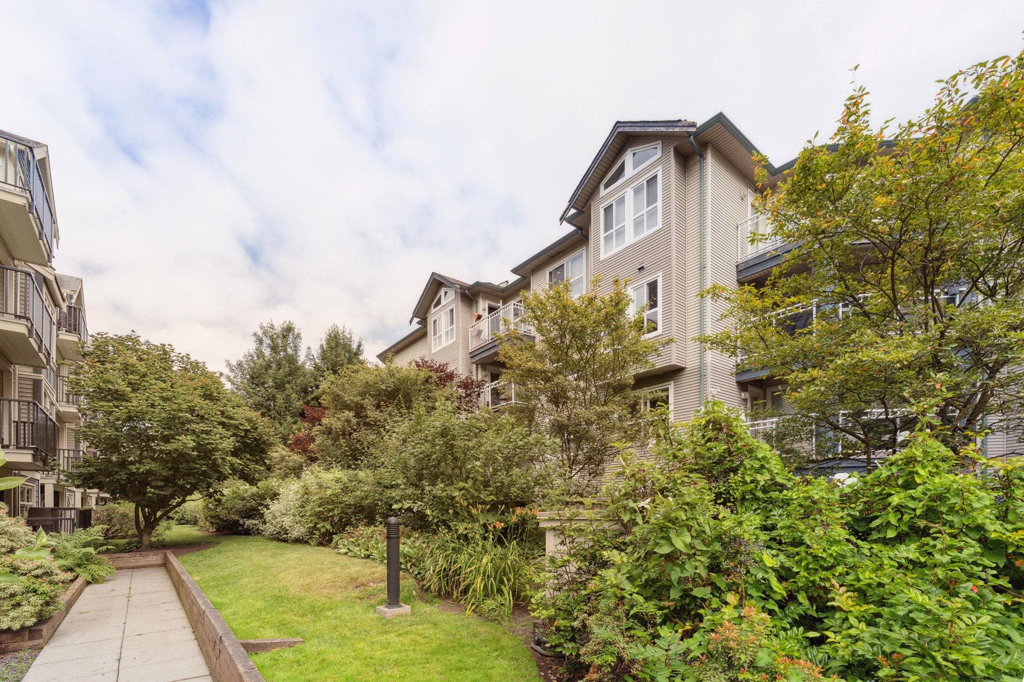 8115 121a Street #211, Surrey, BC V3W 1J2
