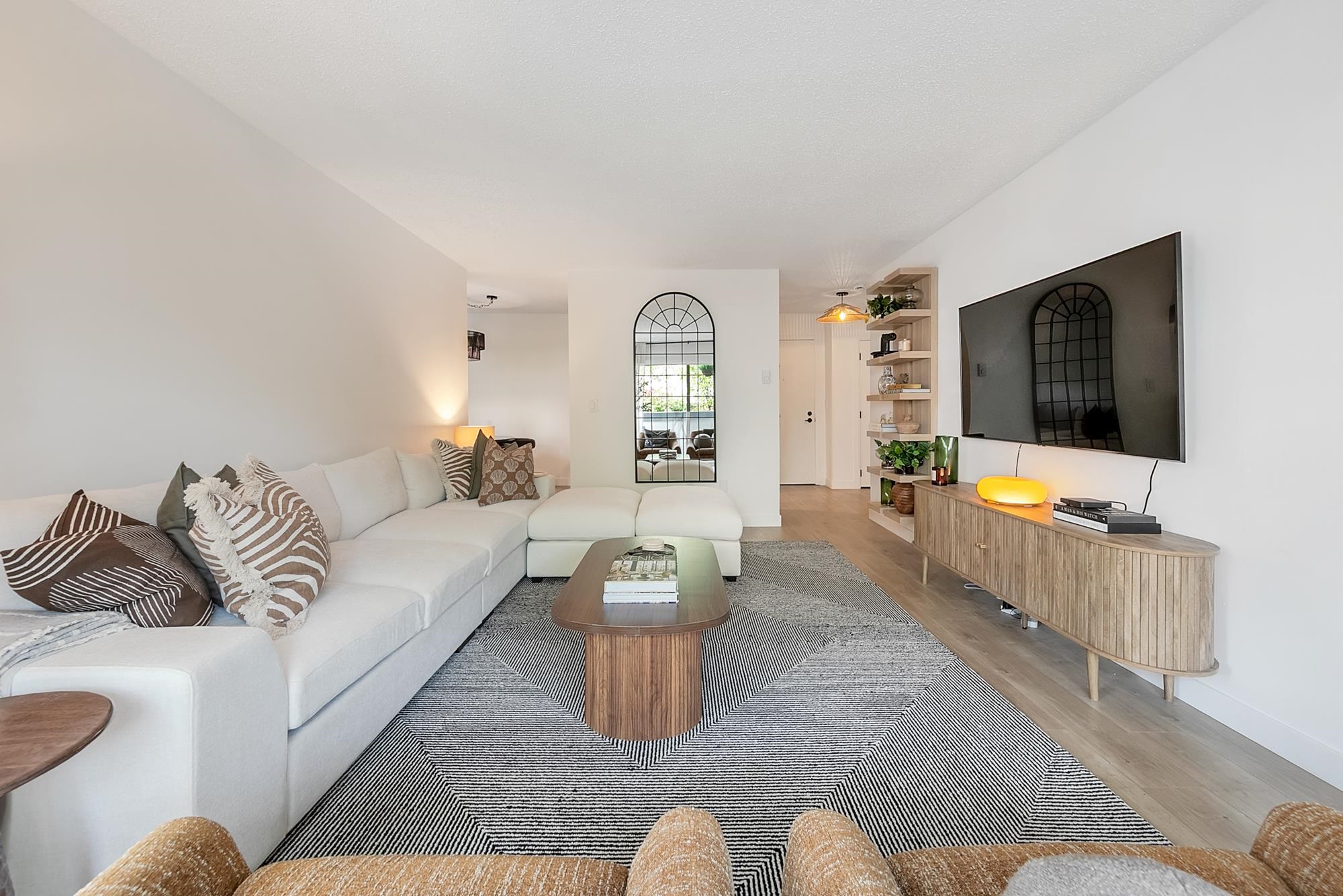 2240 Wall Street #204, Vancouver, BC V5L 1B6