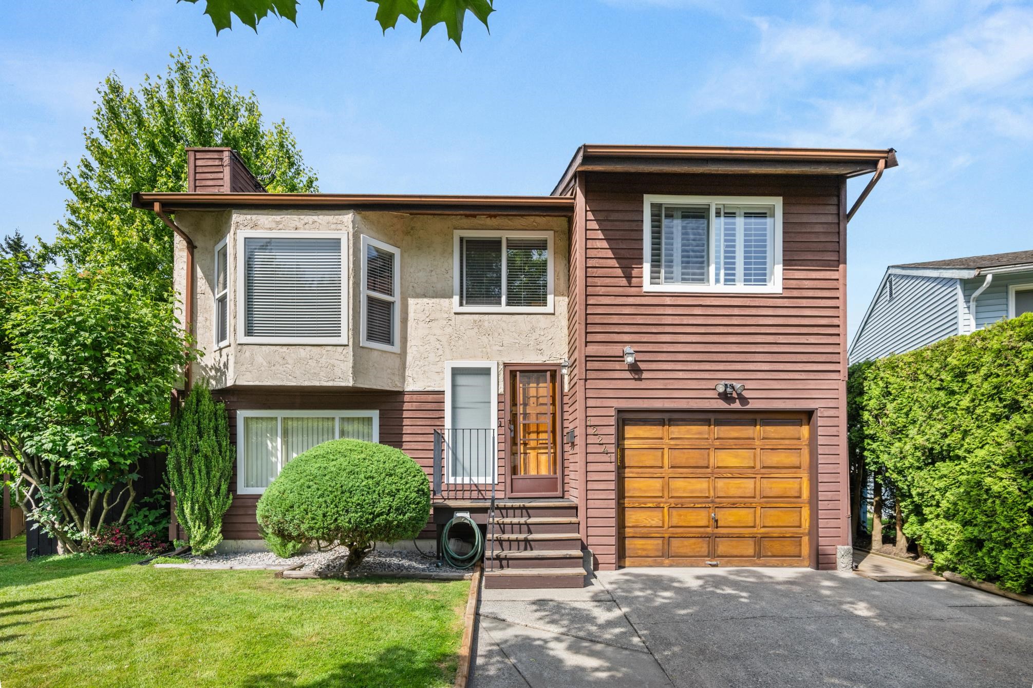 80a Avenue, Surrey, BC V3W 7R8
