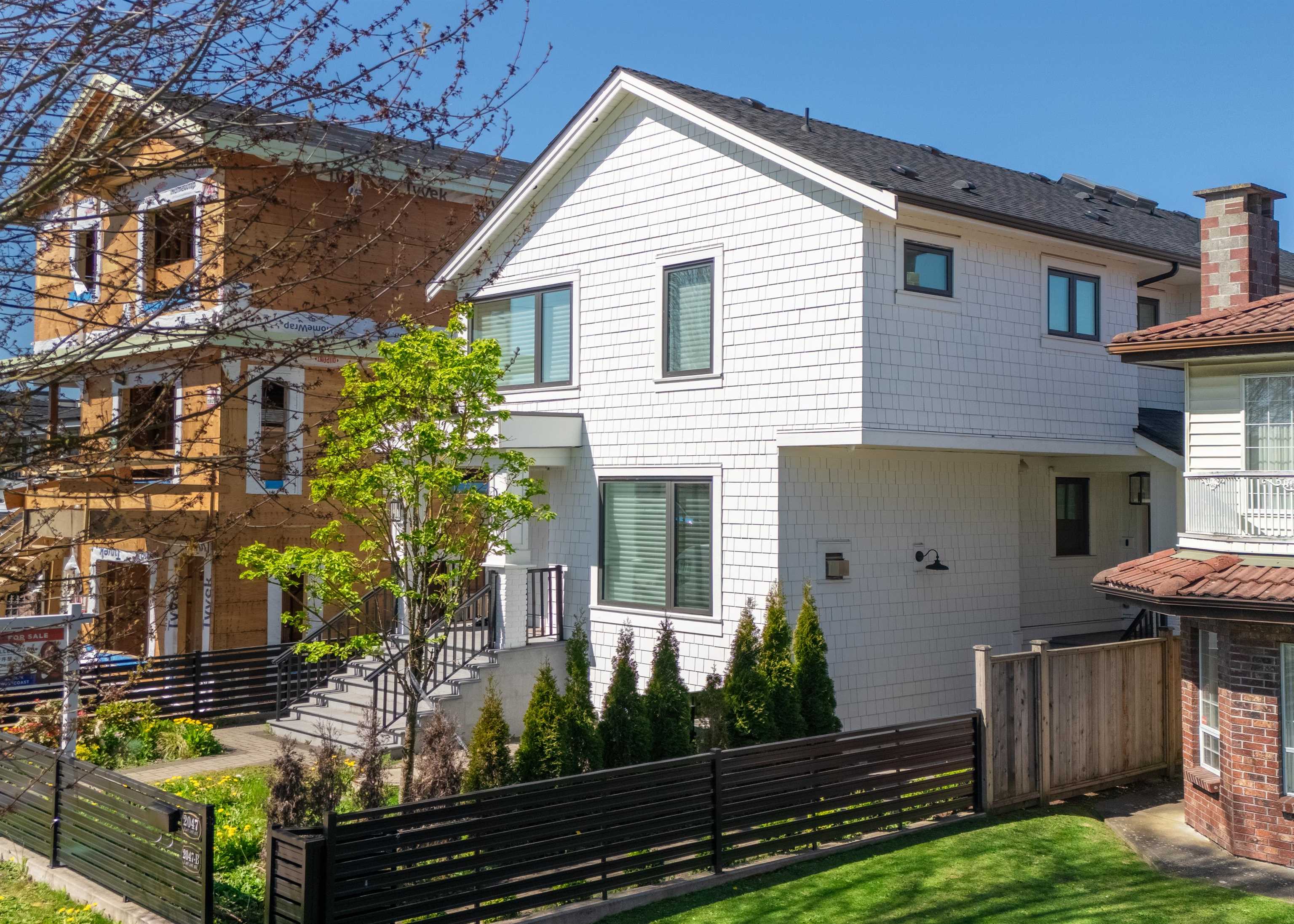 2047 East 51st Avenue, Vancouver, BC V5P 1W2
