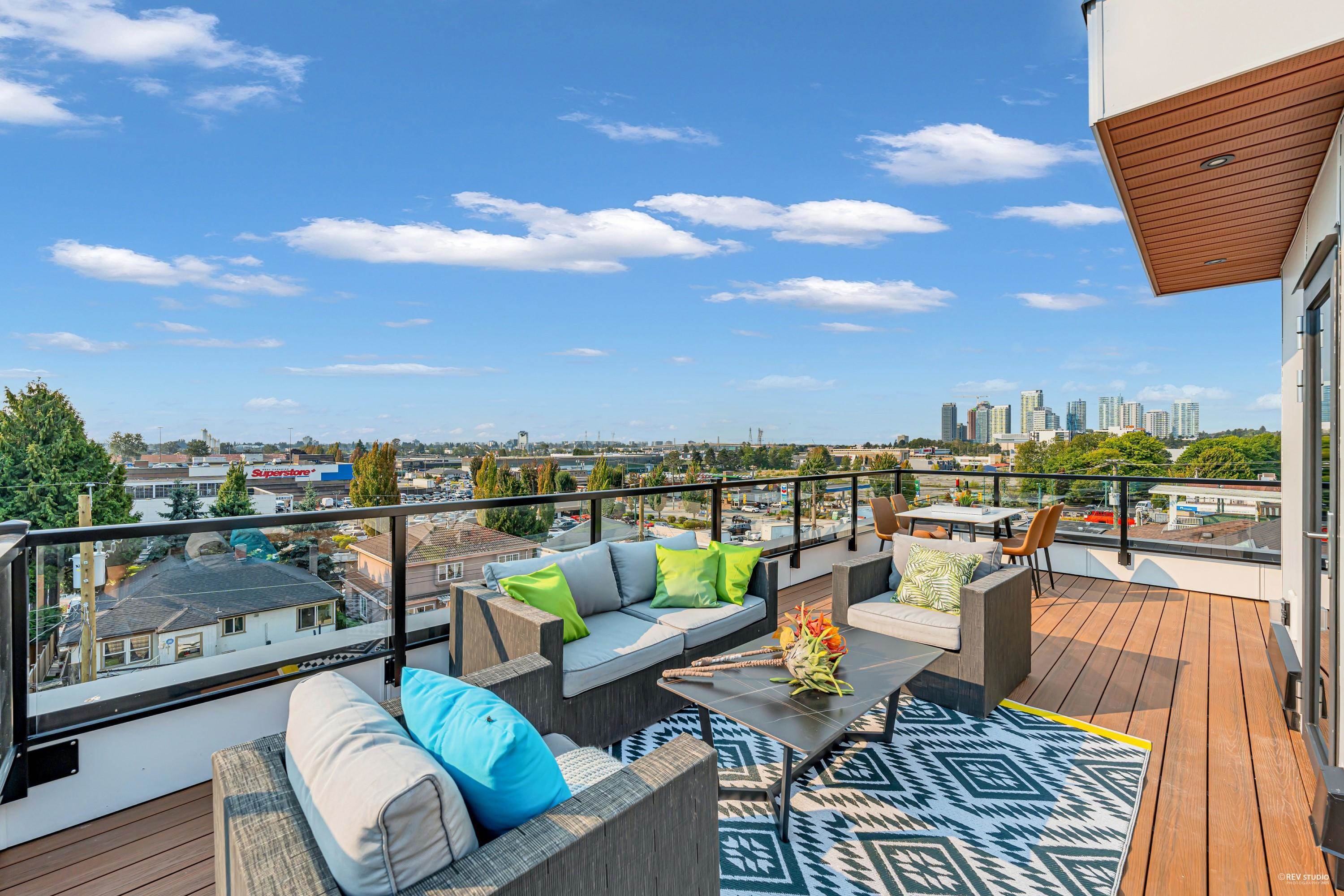 262 East 65th Avenue #3, Vancouver, BC V5X 2P4