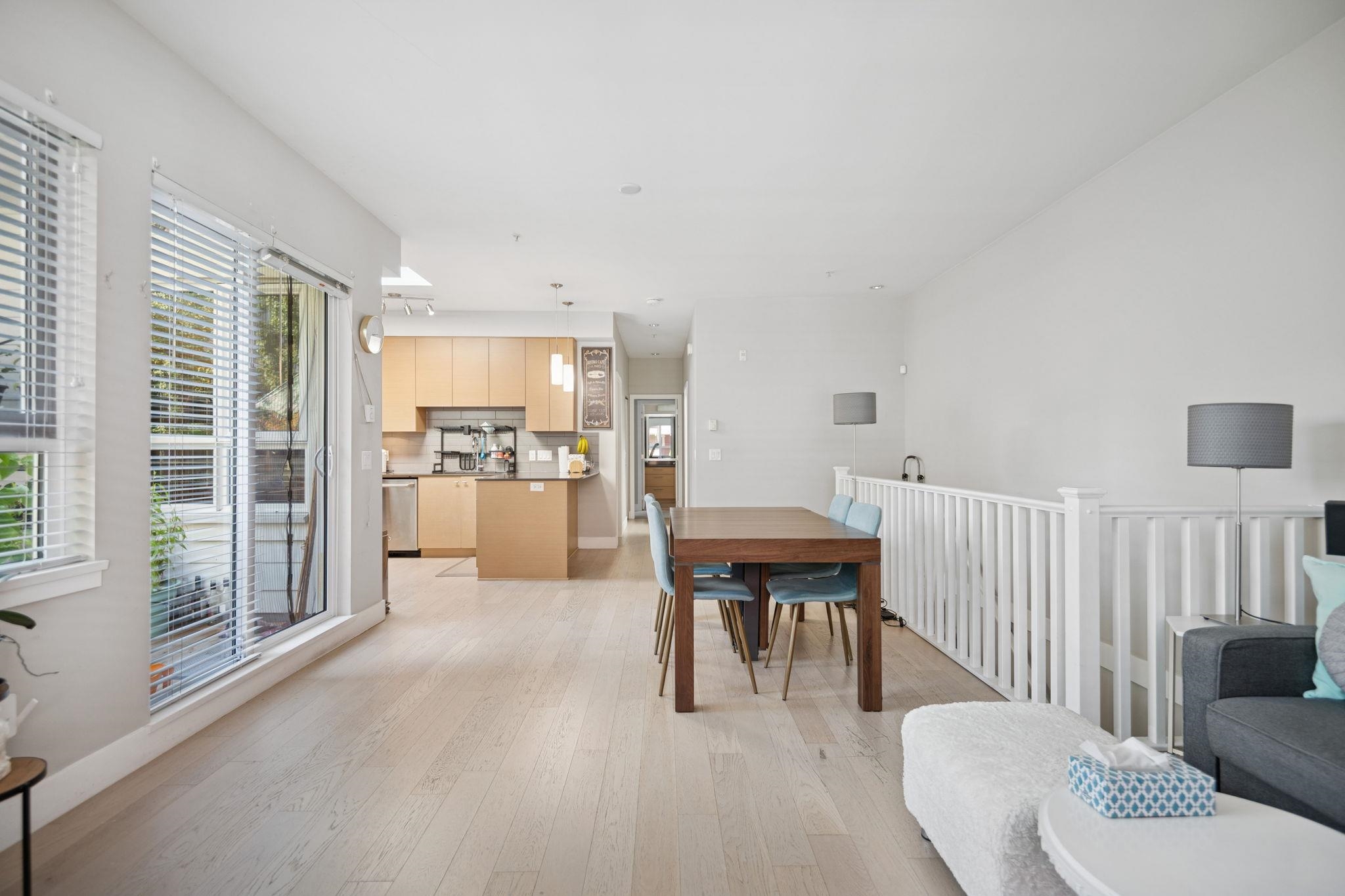 260 Ewen Avenue #202, New Westminster, BC V3M 0J1
