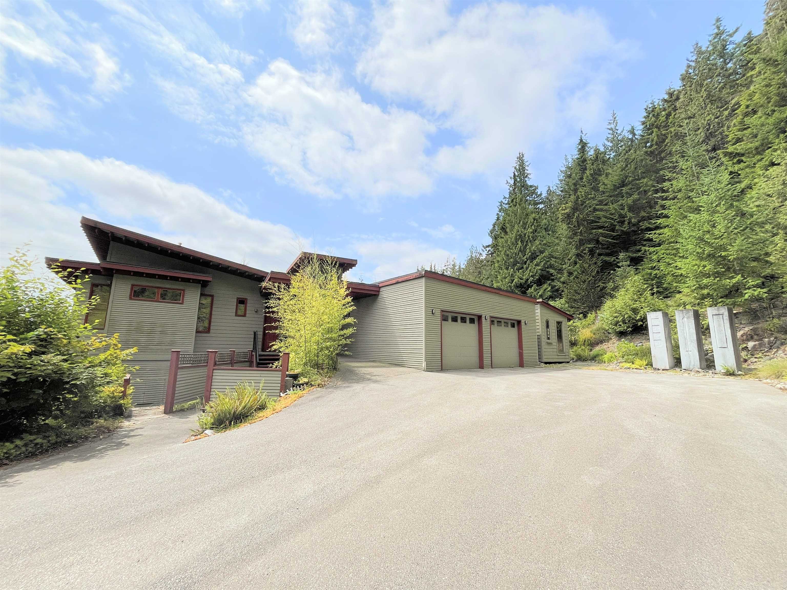 2923 Fern Drive, Port Moody, BC V3H 4W9