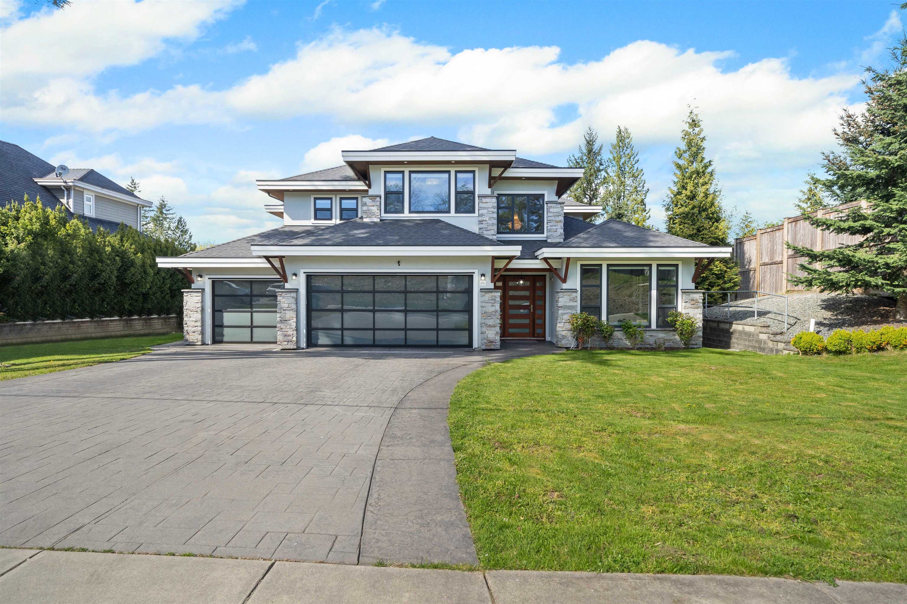 17585 Abbey Drive, Surrey, BC V4N 4H2