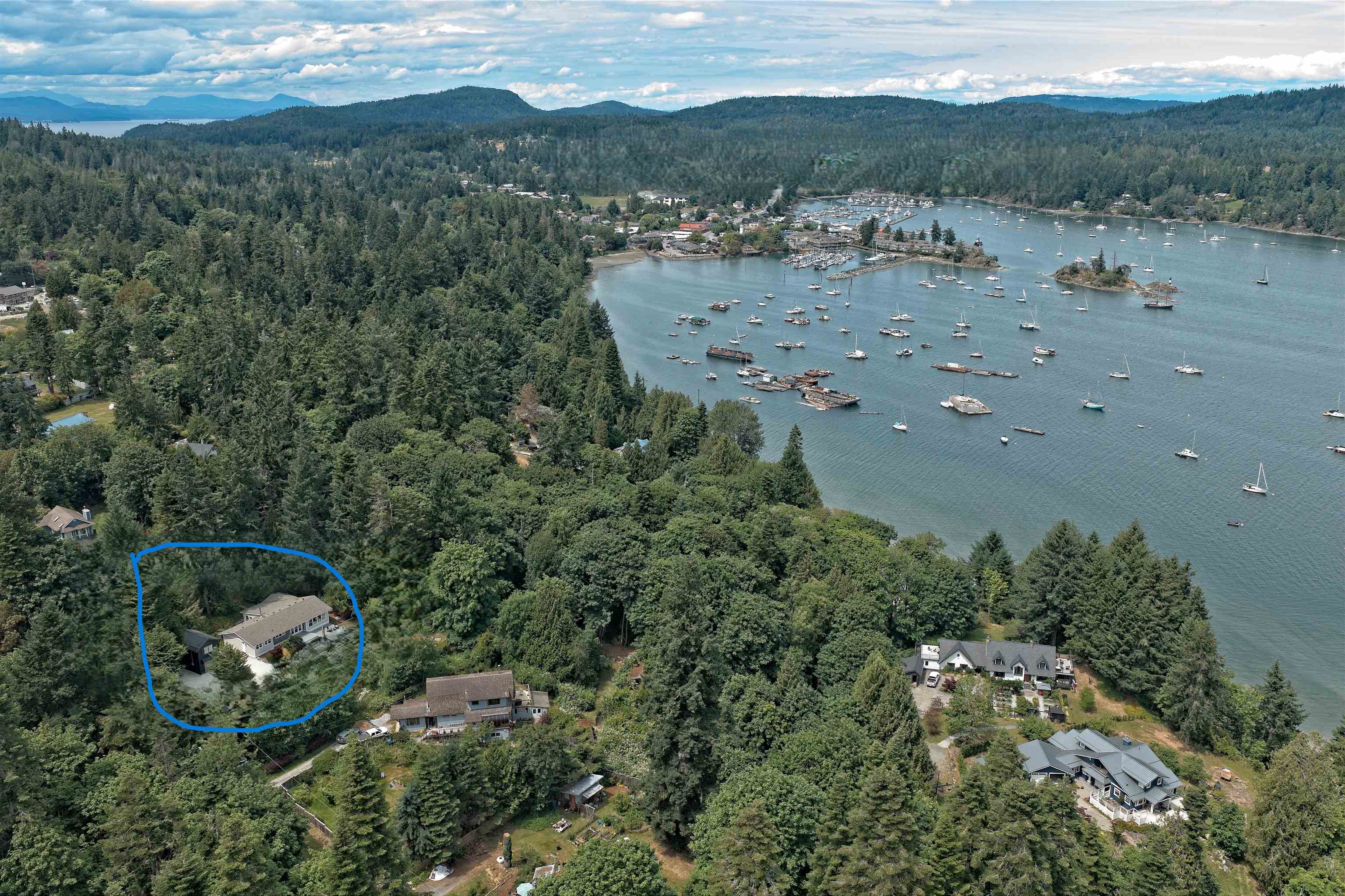 118 Douglas Rd, Salt Spring Island, BC V8K 2J2