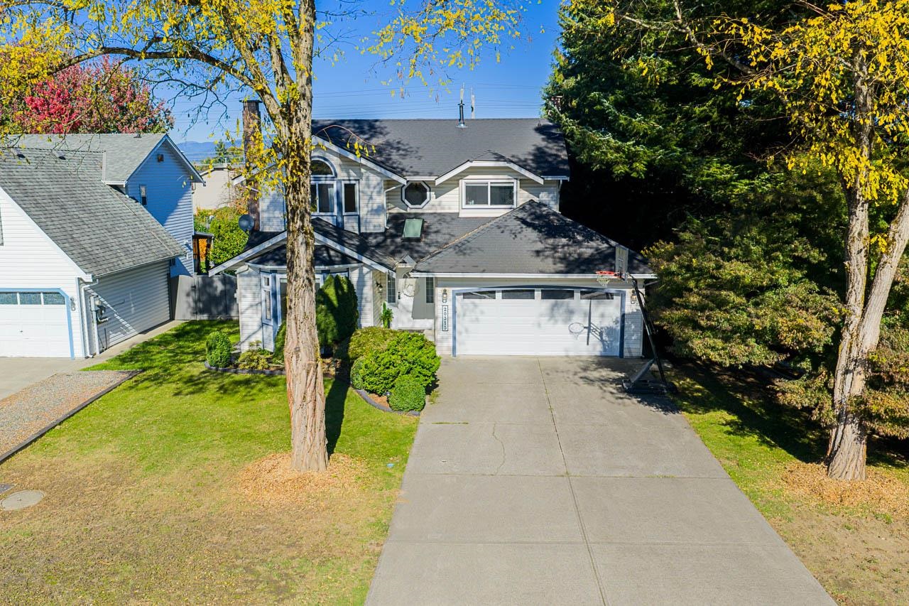 94b Avenue, Langley, BC V1M 1Y8