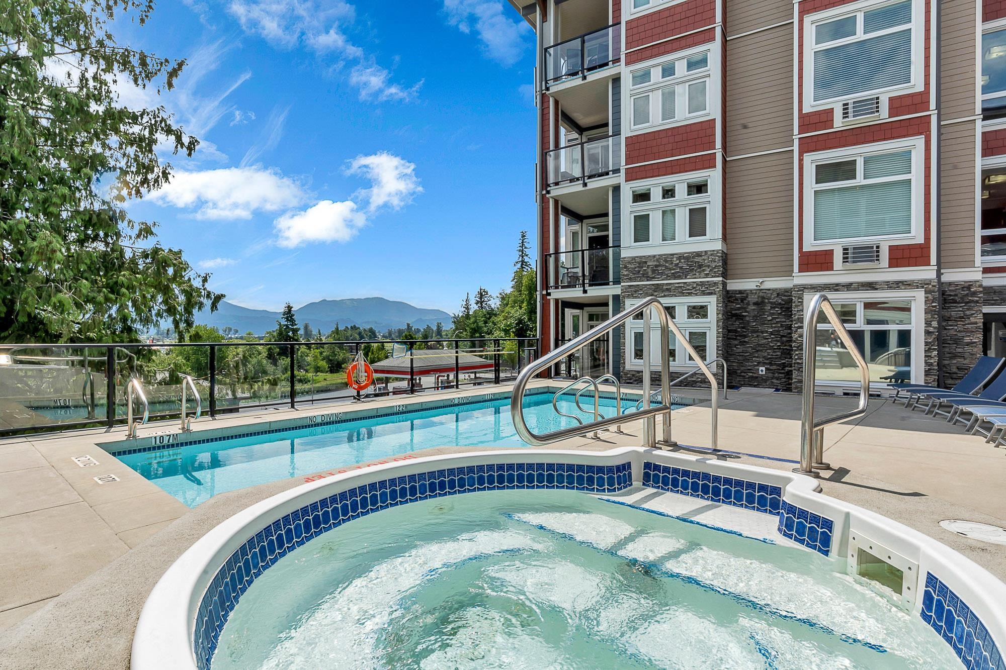 2242 Whatcom Road #305, Abbotsford, BC V3G 0G3