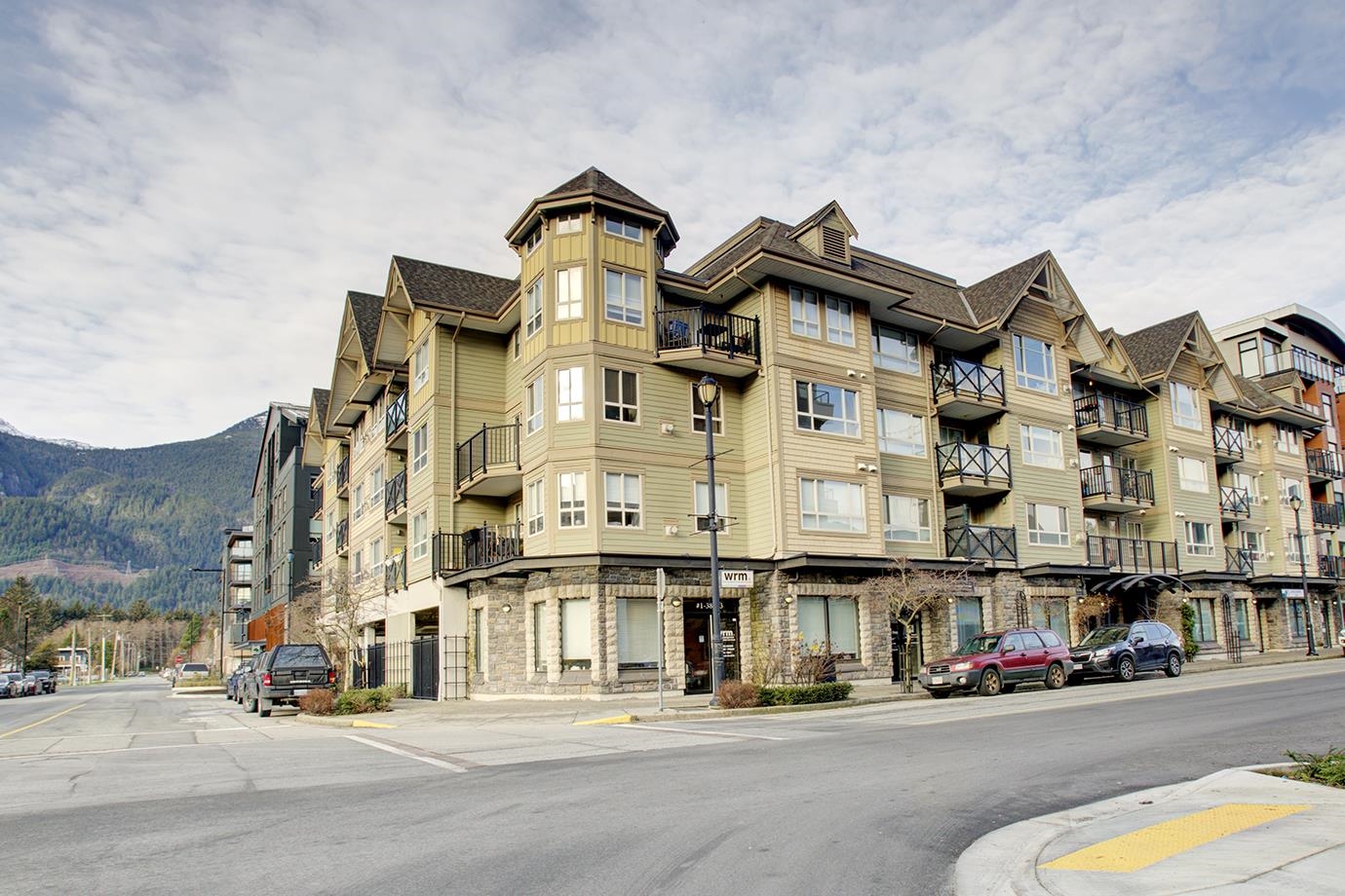 38003 2 Avenue #207, Squamish, BC V8B 0B8
