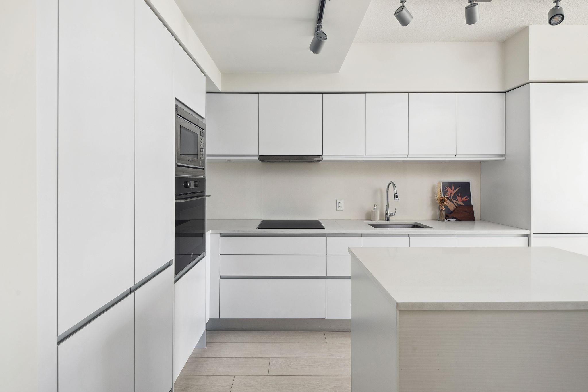 180 East 2nd Avenue #611, Vancouver, BC V5T 0K4