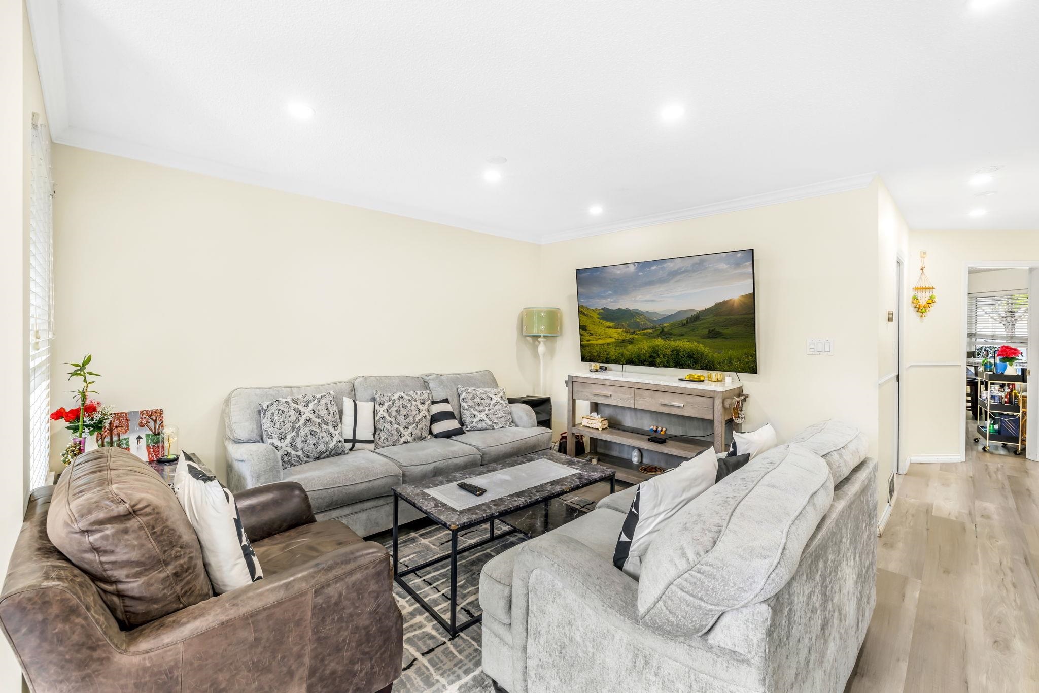 6478 121 Street #17, Surrey, BC V3W 0Y5