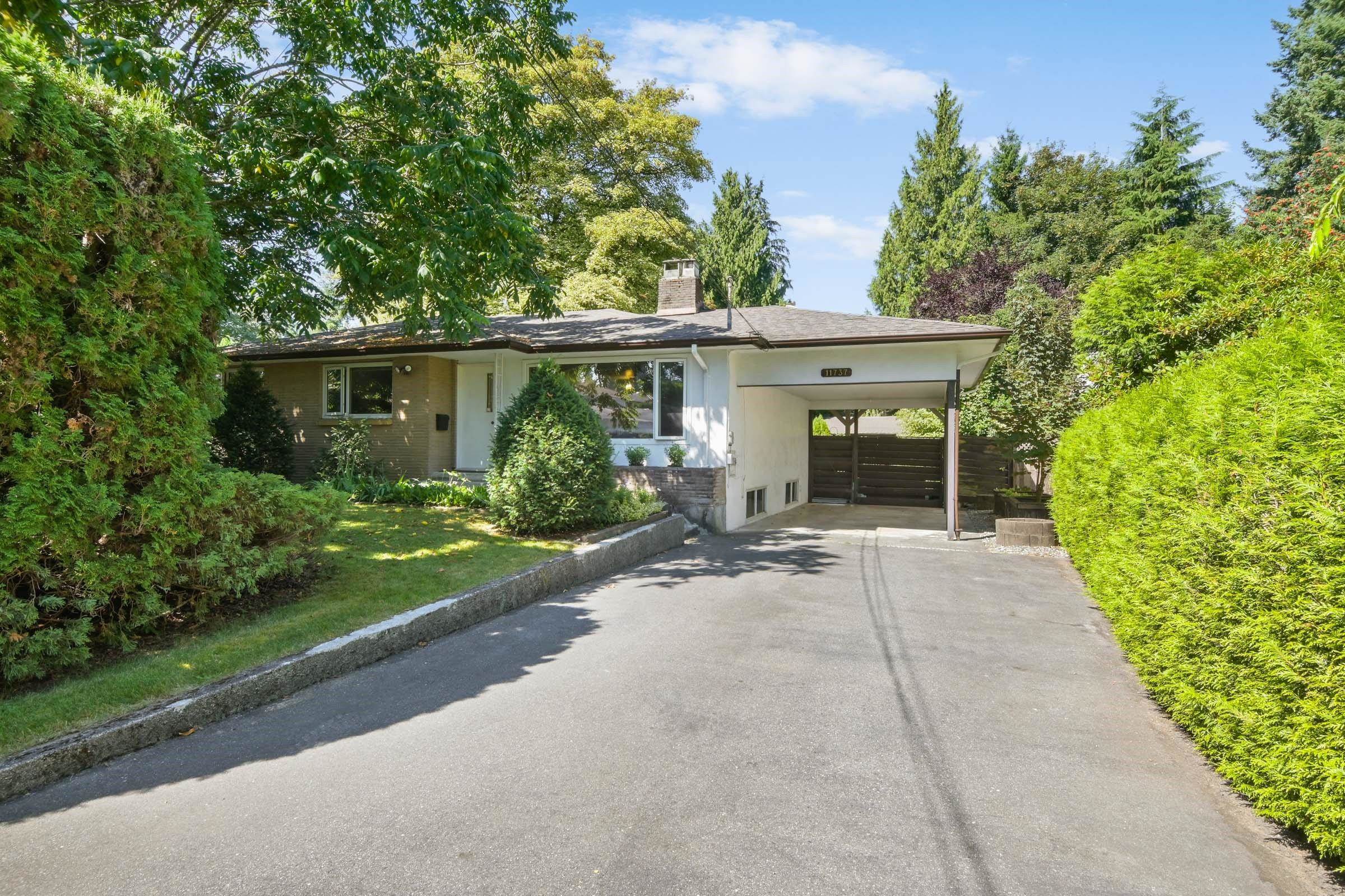 11737 Carr Street, Maple Ridge, BC V2X 5N1