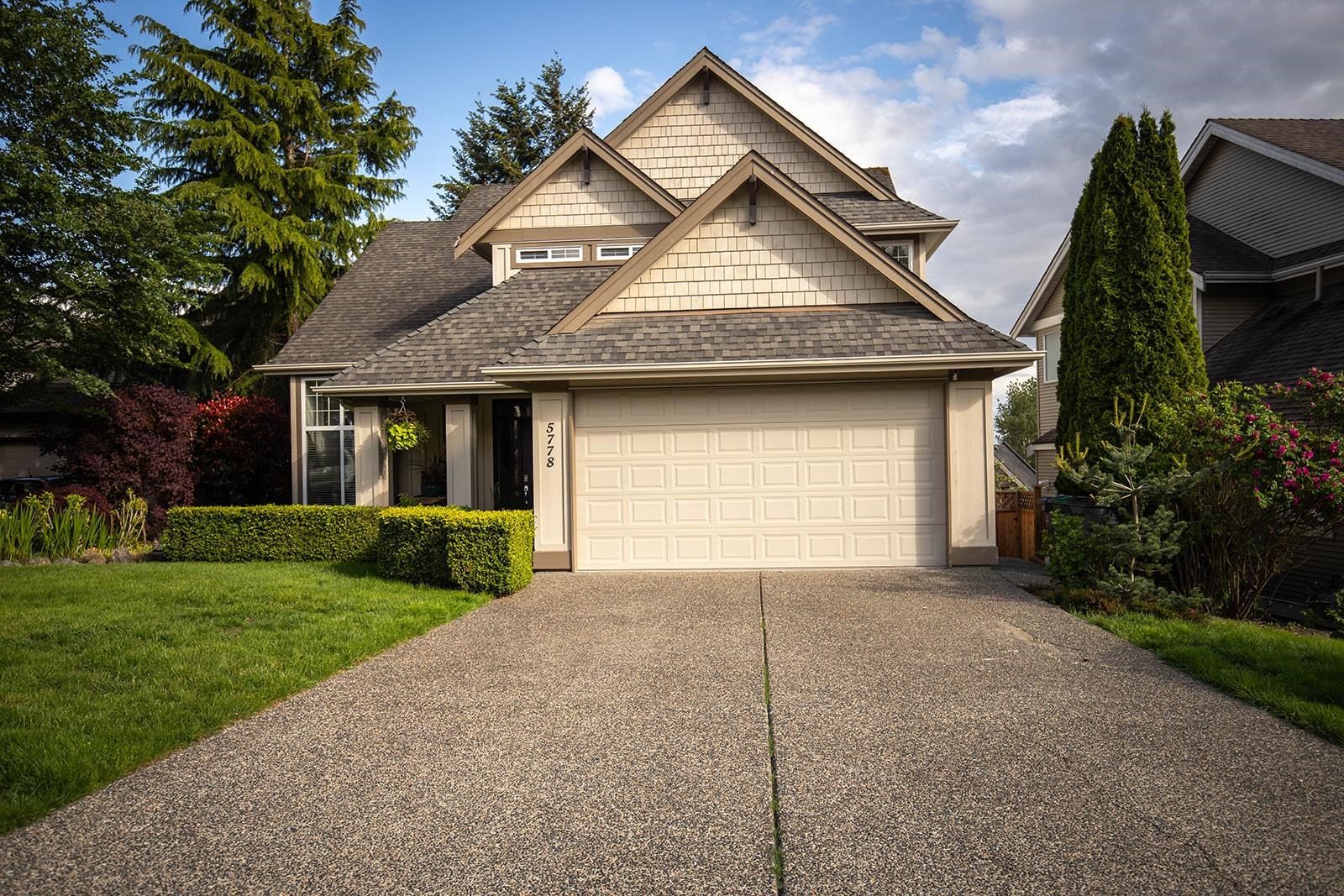 167 Street, Surrey, BC V3S 9T4