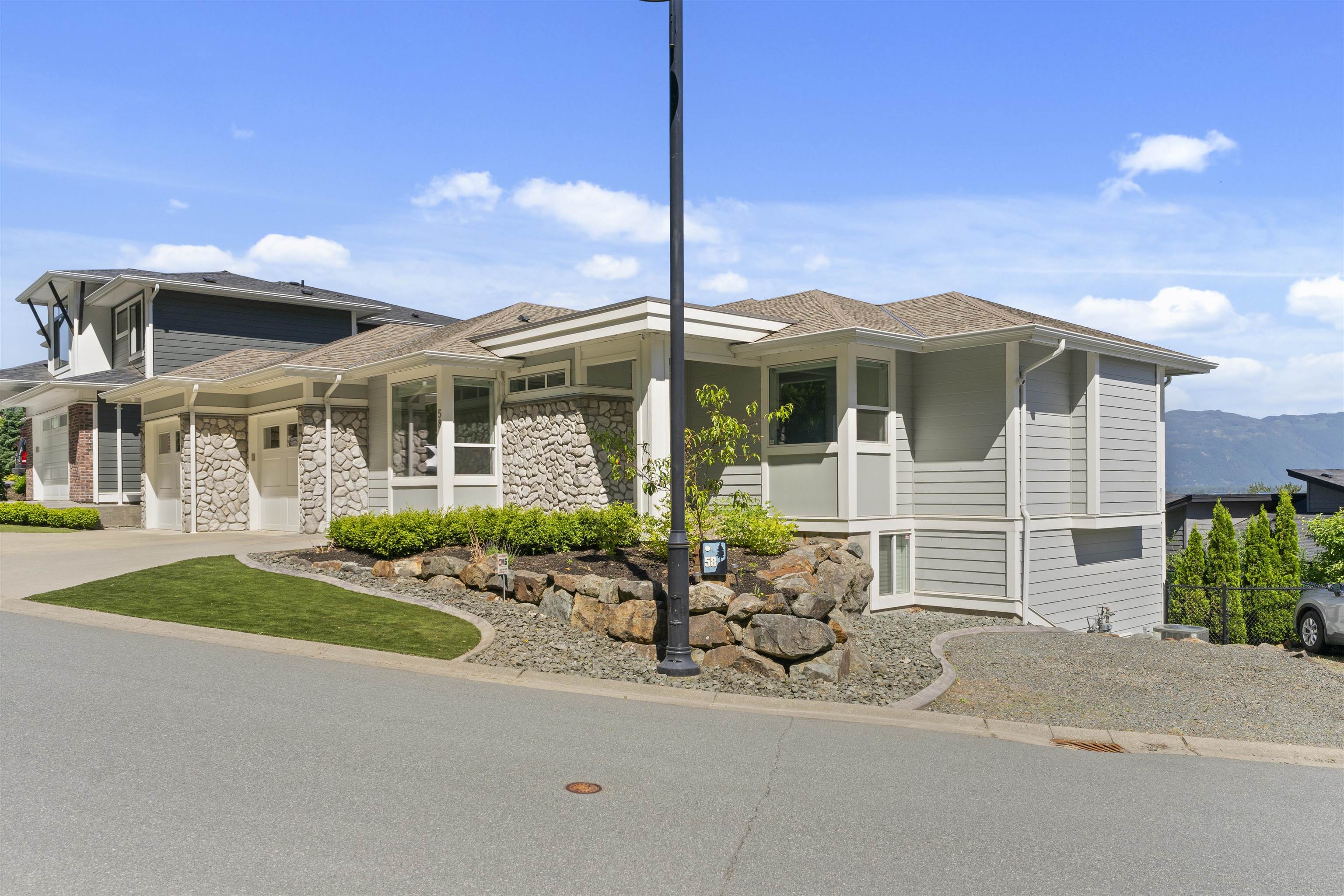 50778 Ledgestone Place #58, Chilliwack, BC V2P 0E7