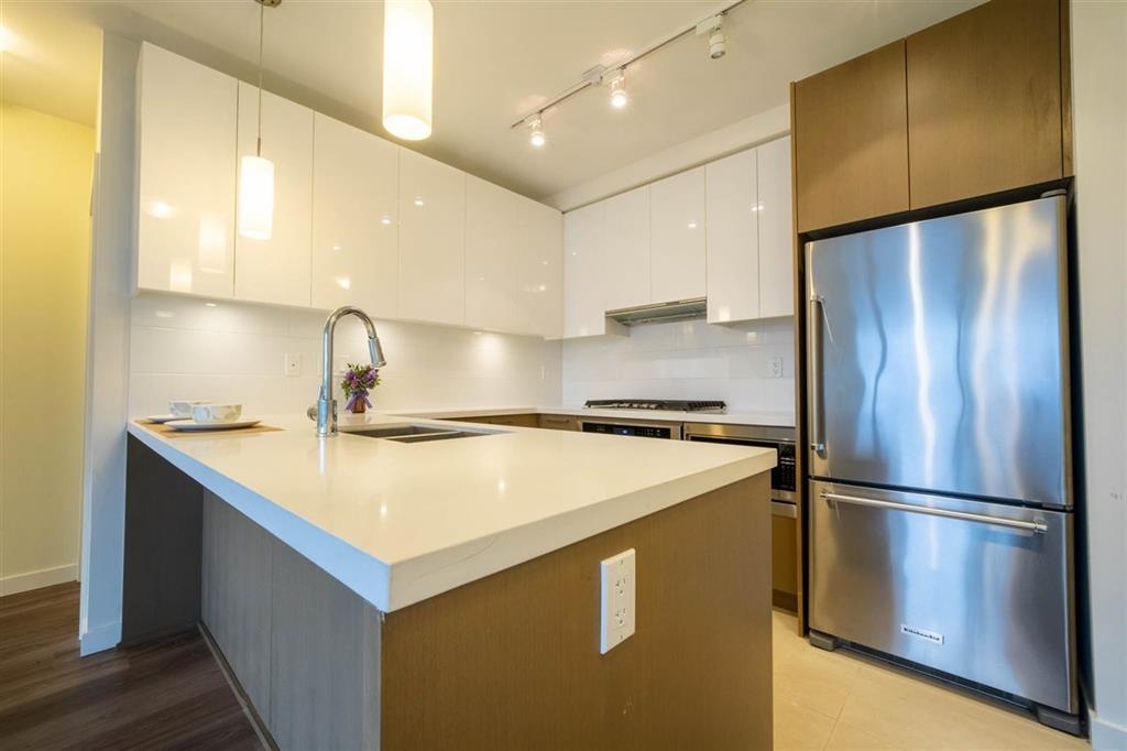 3080 Lincoln Avenue #1905, Coquitlam, BC V3B 0L9