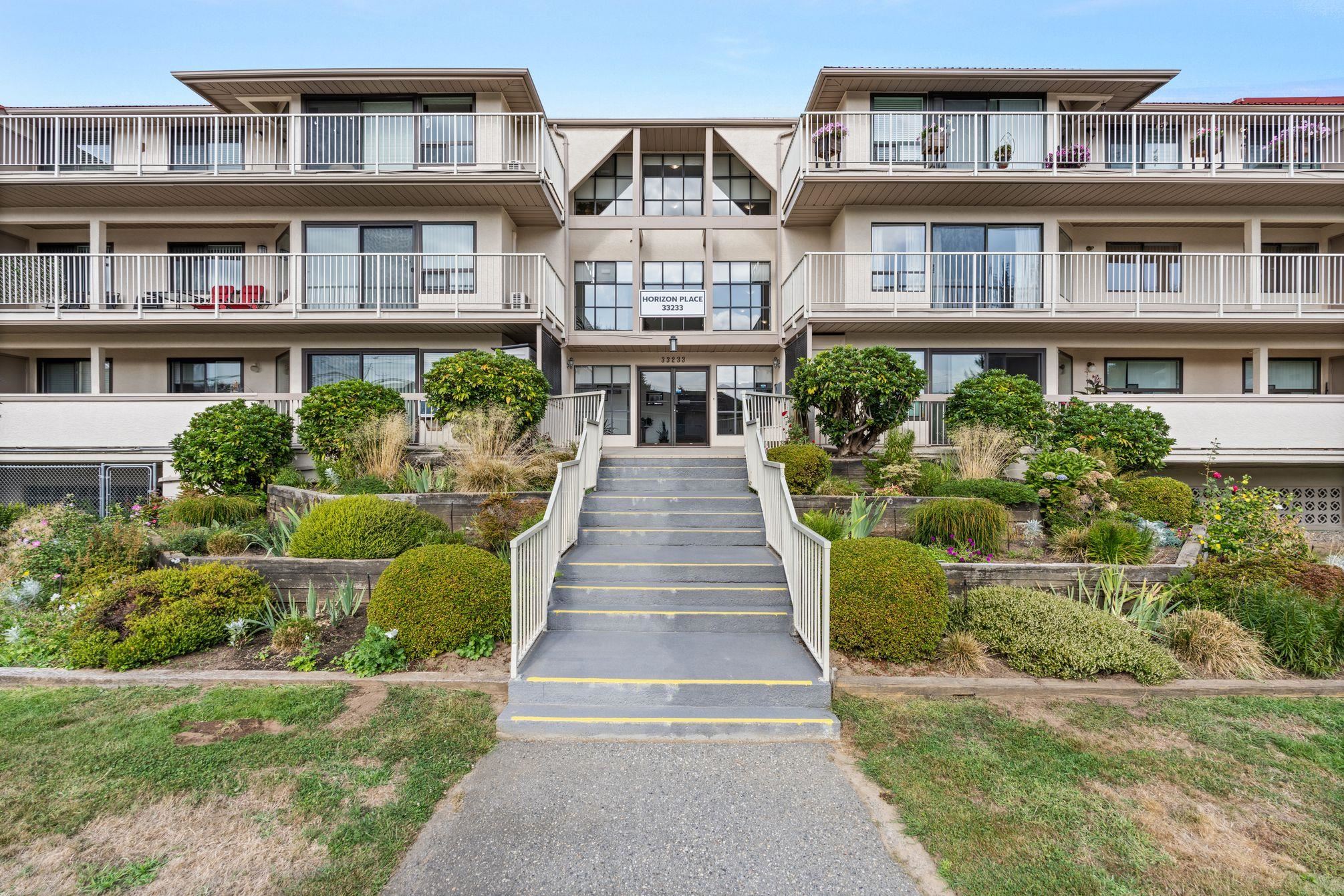 33233 Bourquin Crescent East #109, Abbotsford, BC V2S 1Y2
