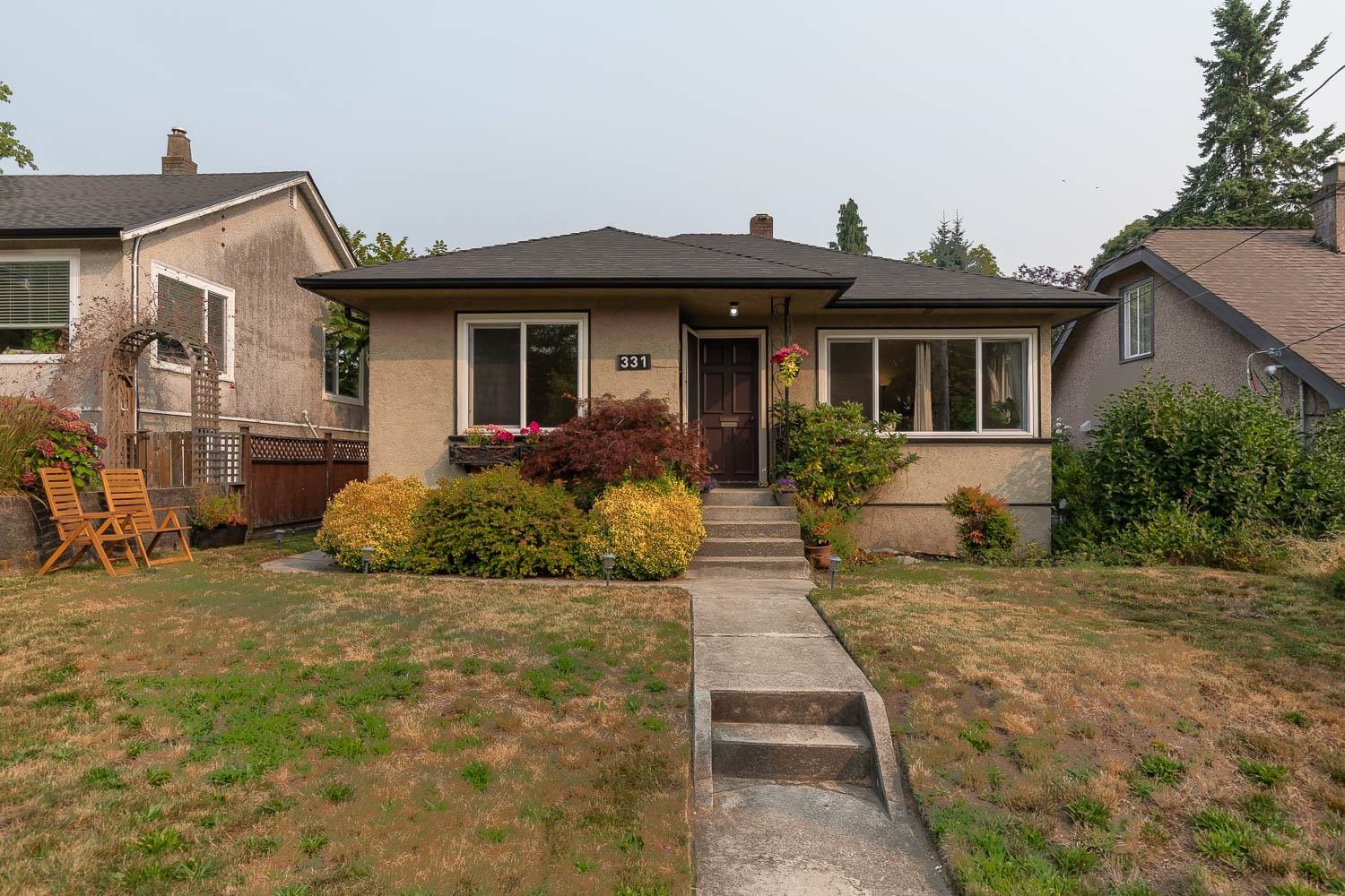 331 Strand Avenue, New Westminster, BC V3L 3J1