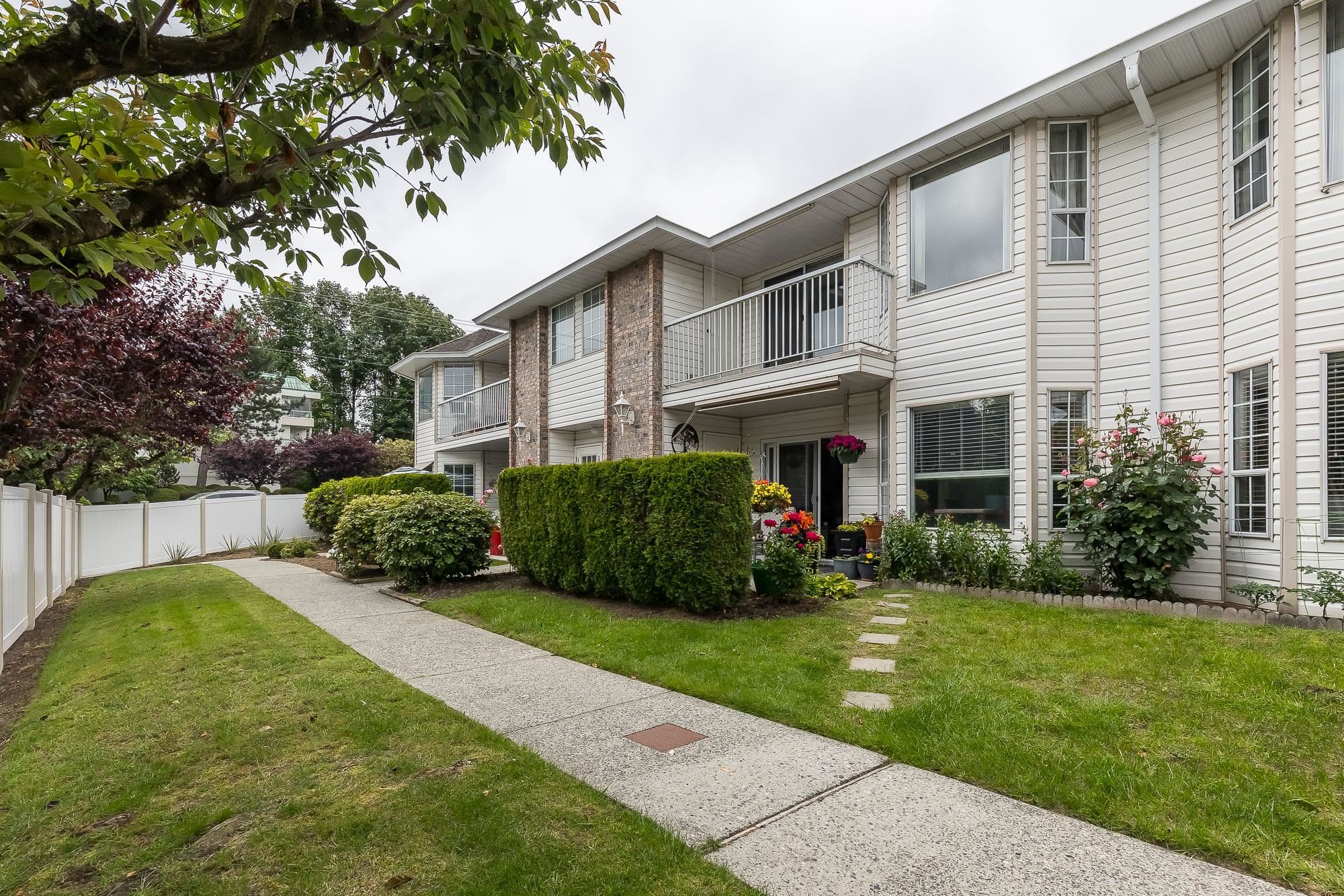 2901 Trafalgar Street #4, Abbotsford, BC V2S 7Y1